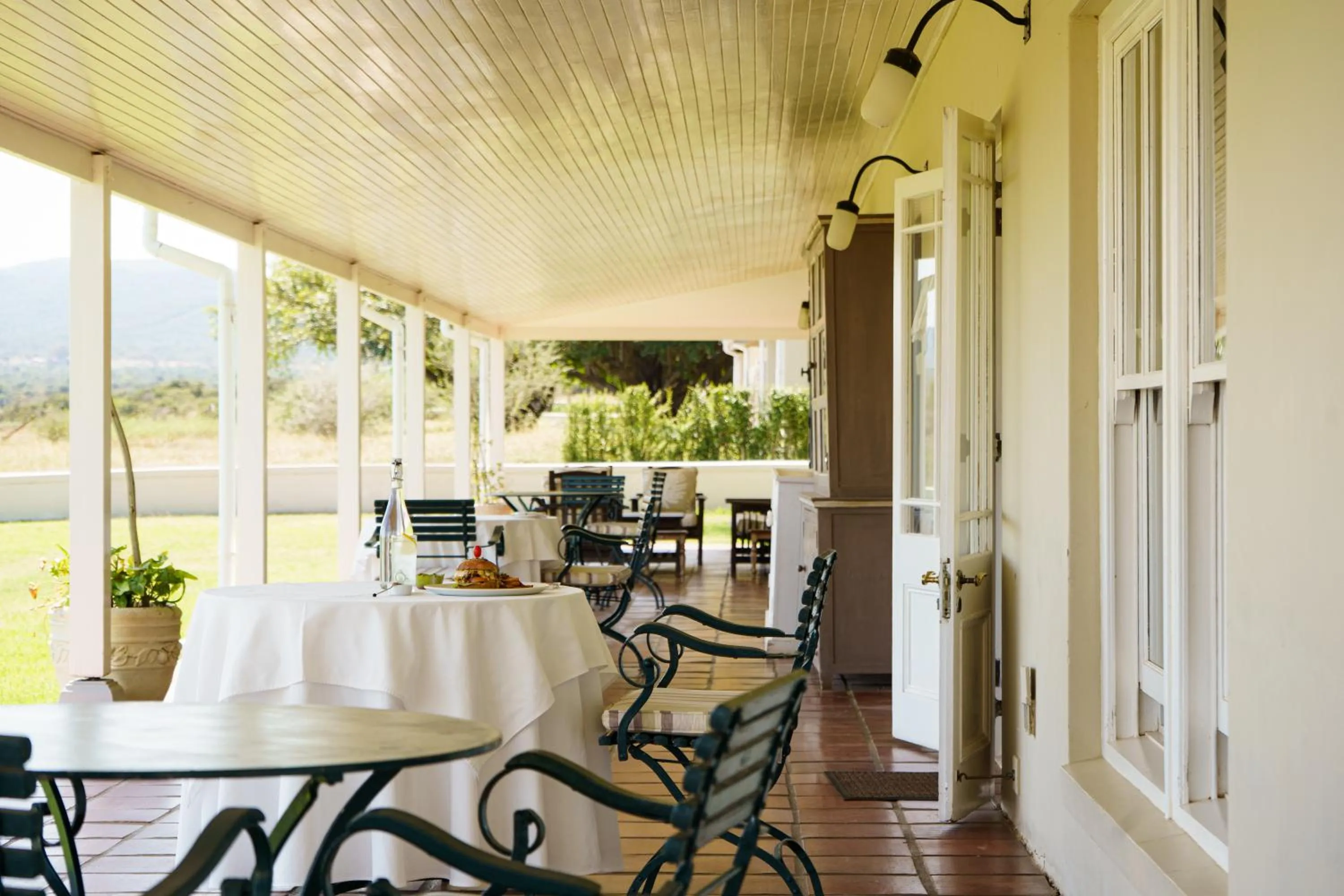 Restaurant/places to eat in RiverBend Lodge