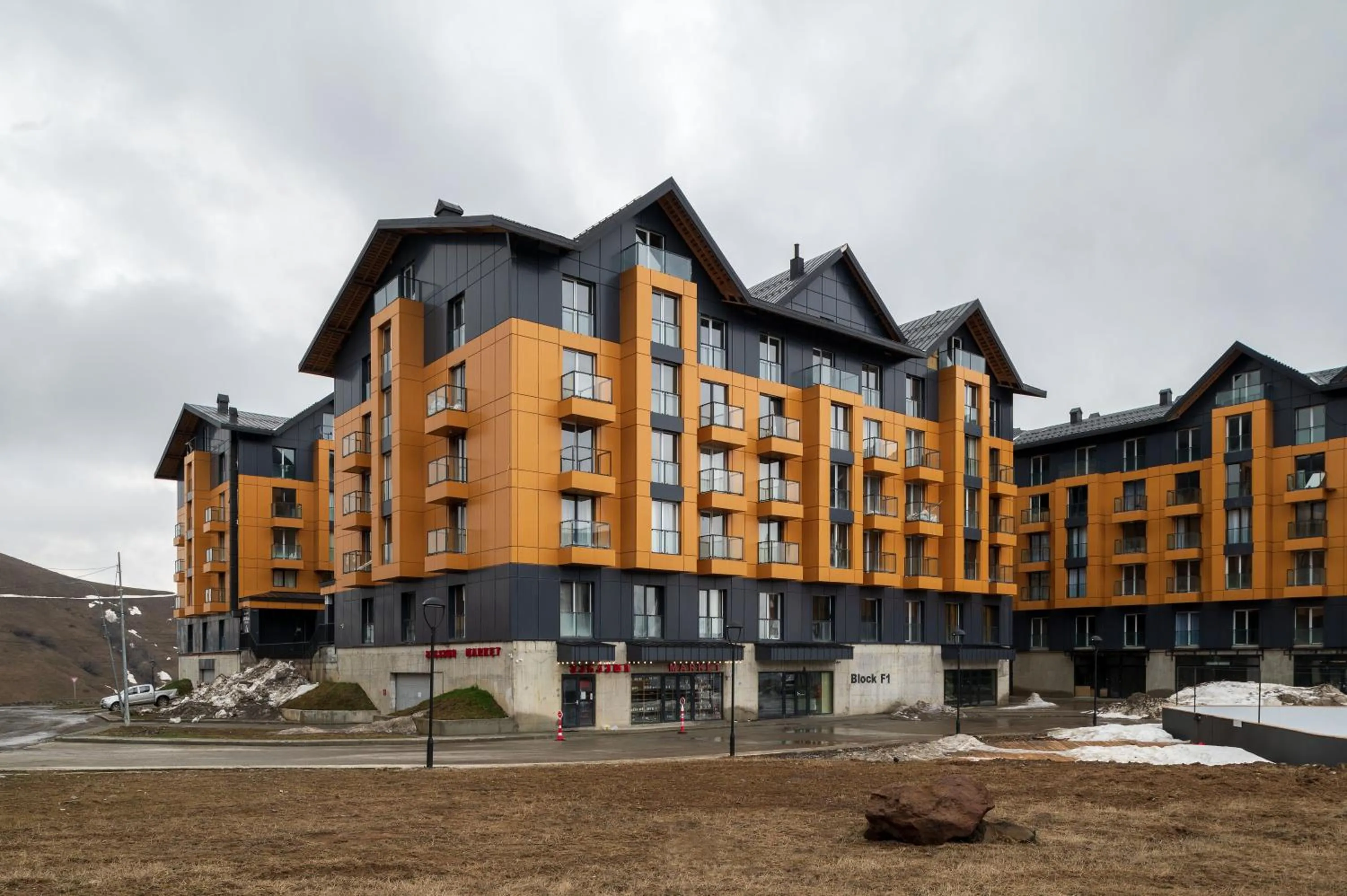 Property building in Gudauri Ski Resort - Four Seasons Apartments