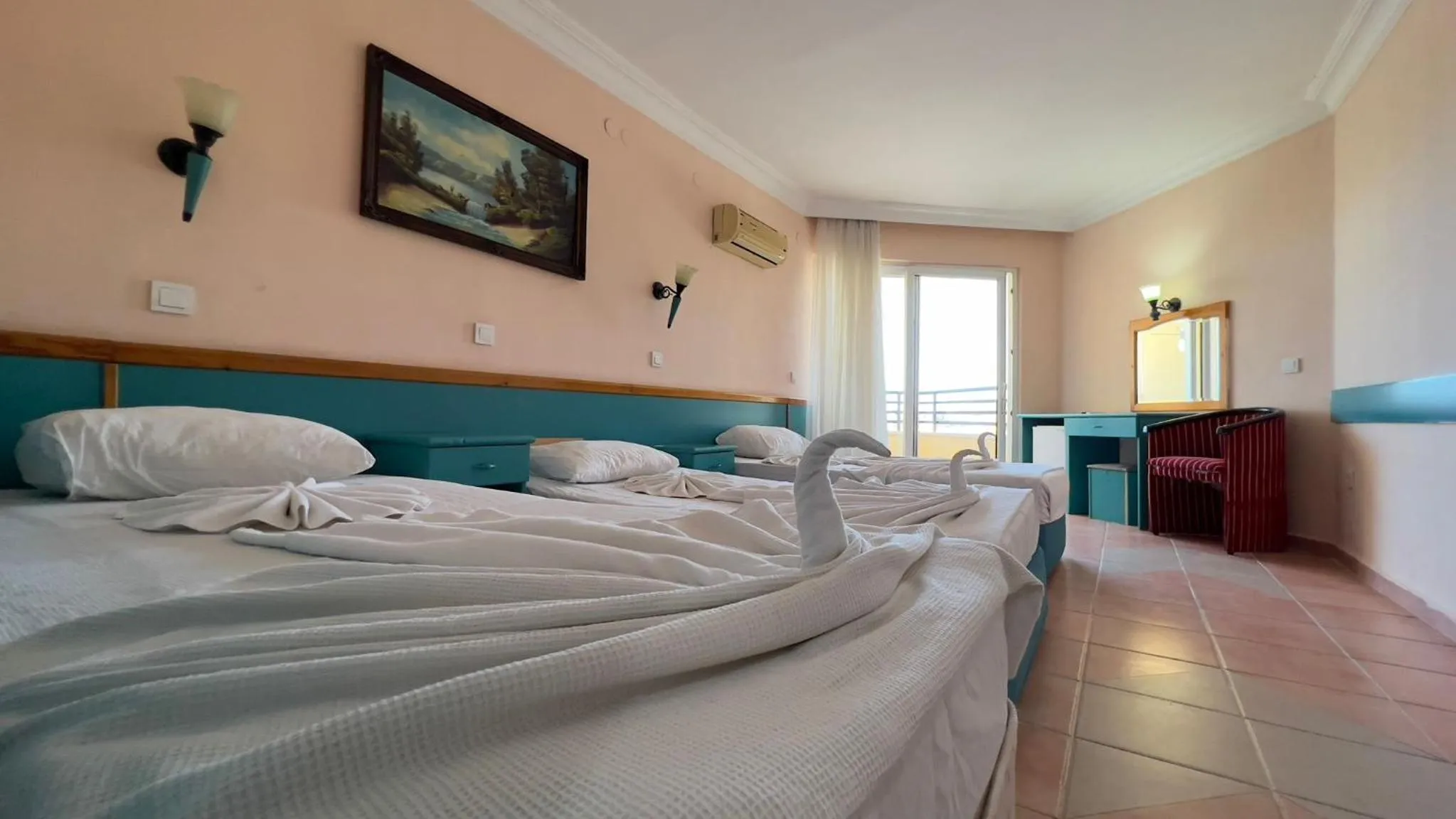 Bed in KLEOPATRA SUNLIGHT HOTEL