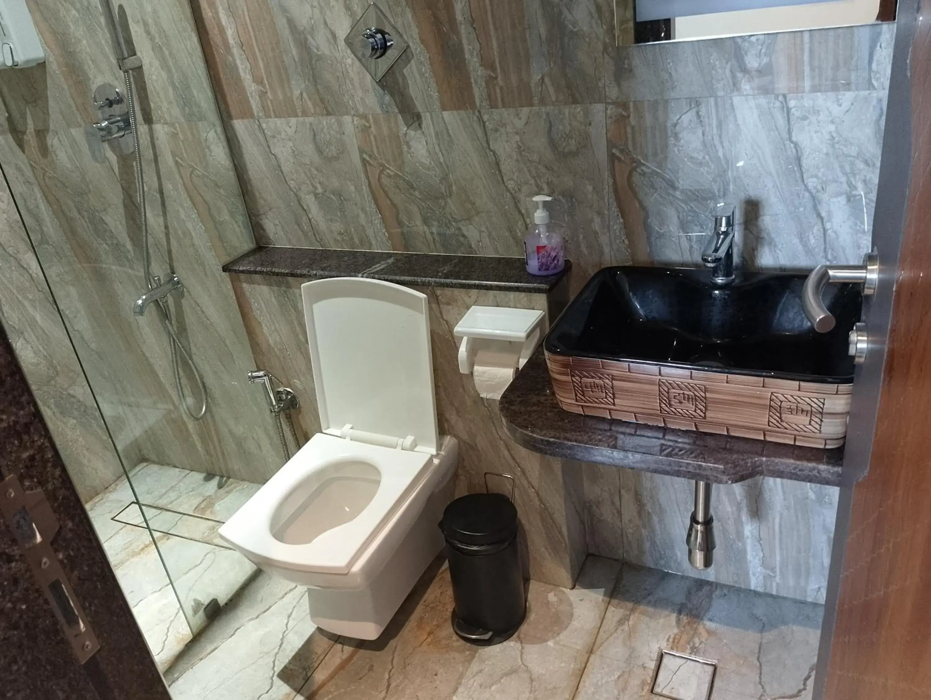 Superior Suite - single occupancy in Hotel AK International - Chennai Superior Suite - single occupancy in Hotel AK International - Chennai