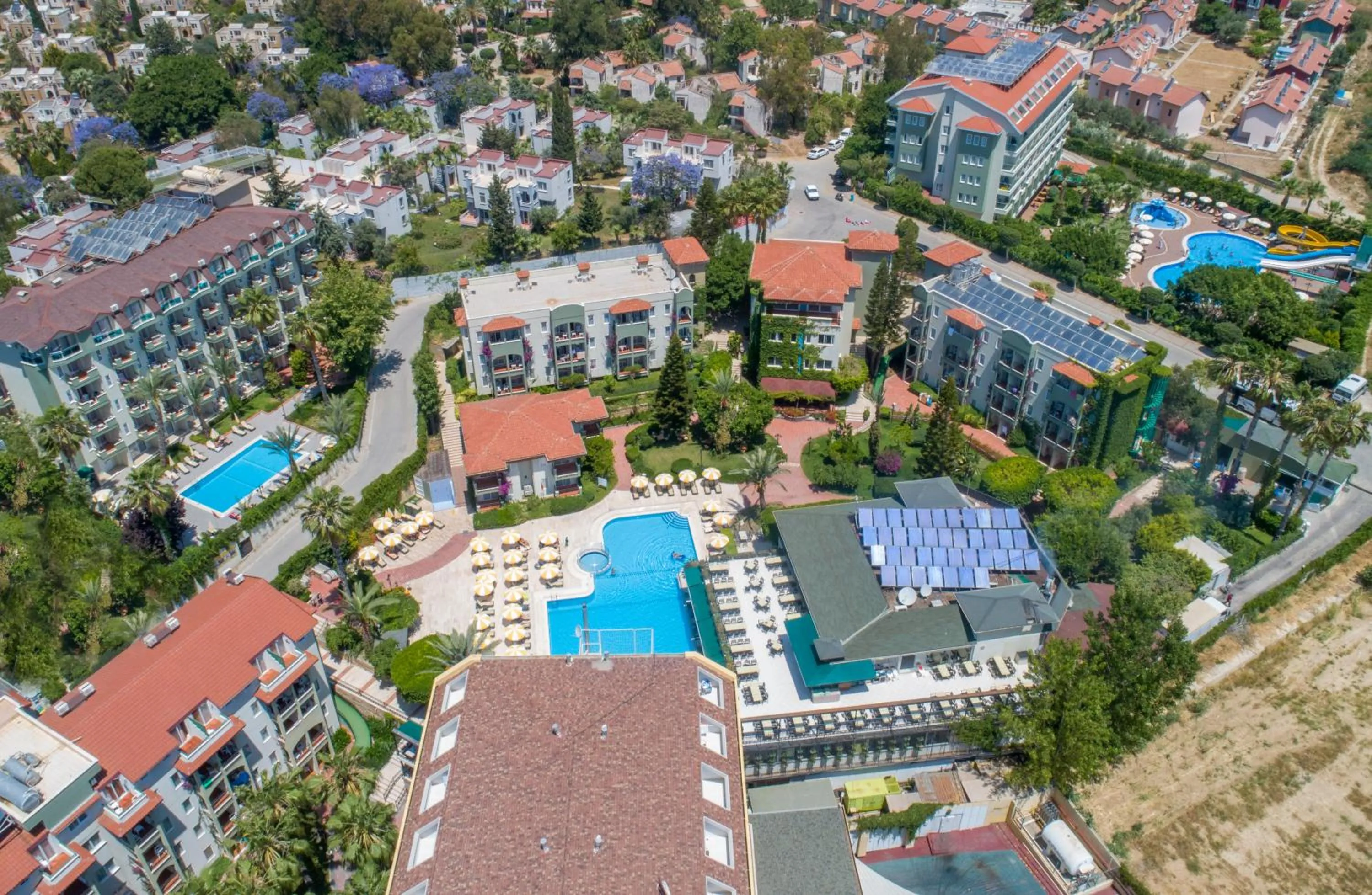 Property building in Gardenia Beach Hotel