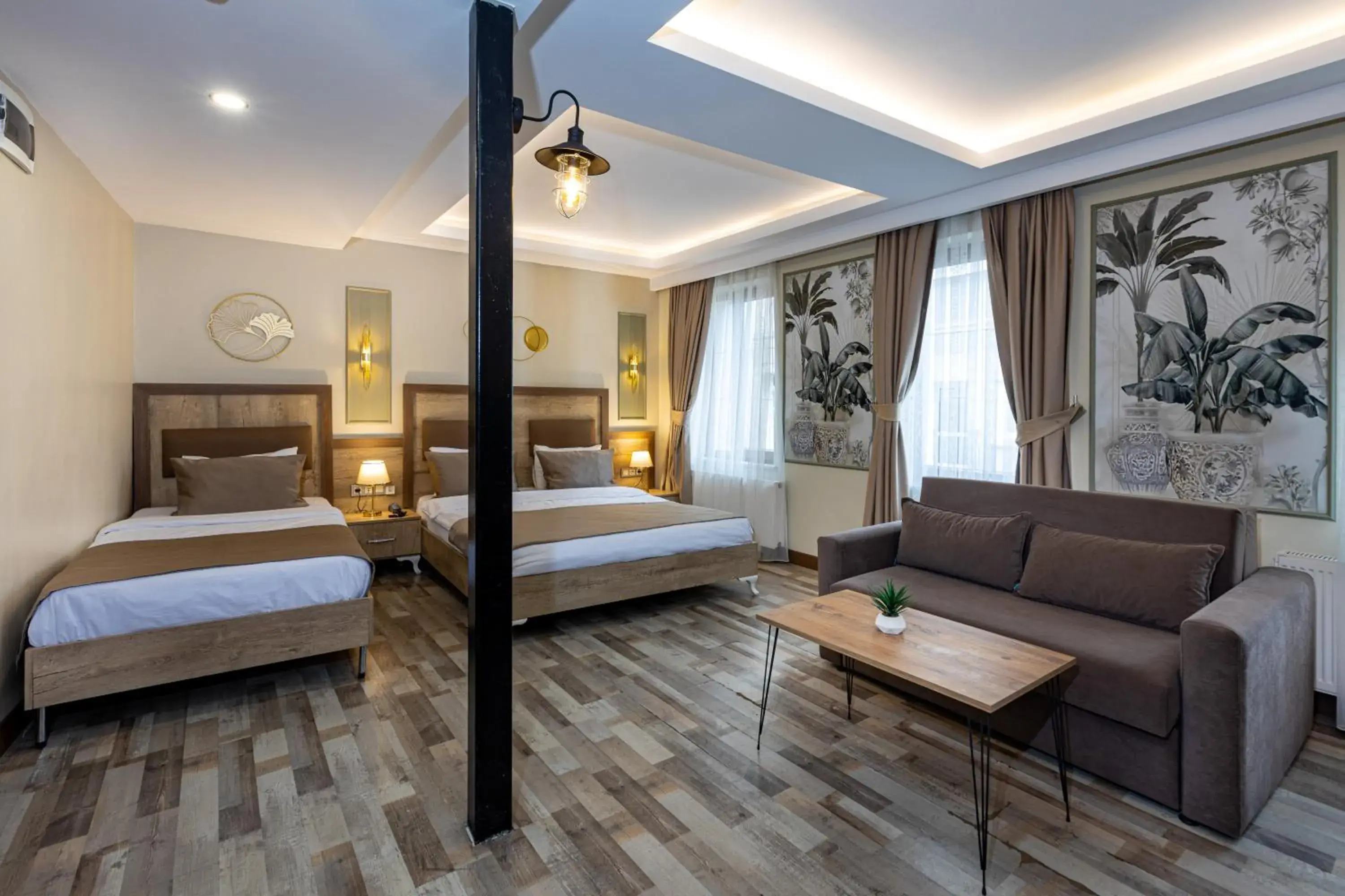 Bed in LINNGA HOTEL & SUITE Bed in LINNGA HOTEL & SUITE