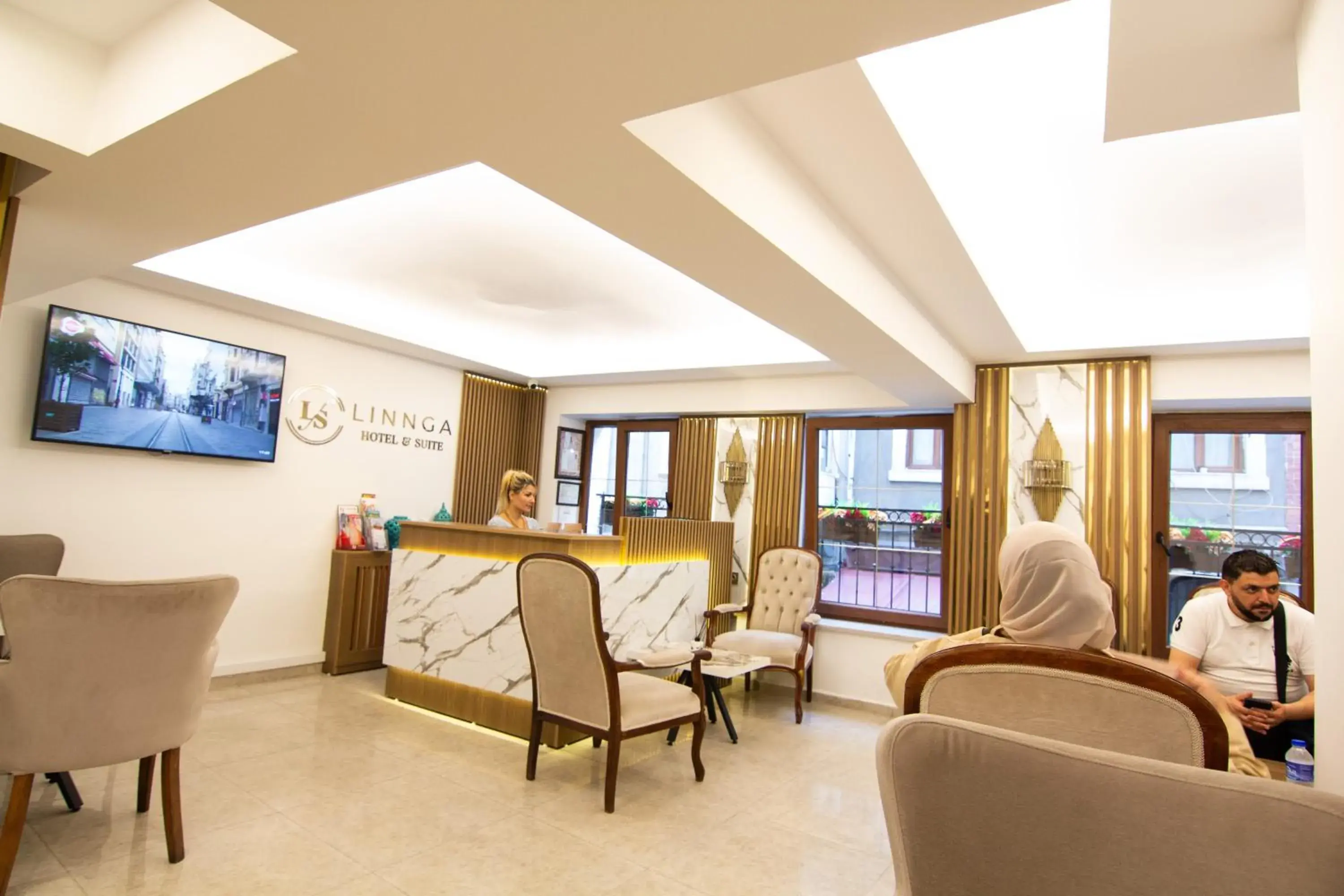 Lobby or reception in LINNGA HOTEL & SUITE Lobby or reception in LINNGA HOTEL & SUITE