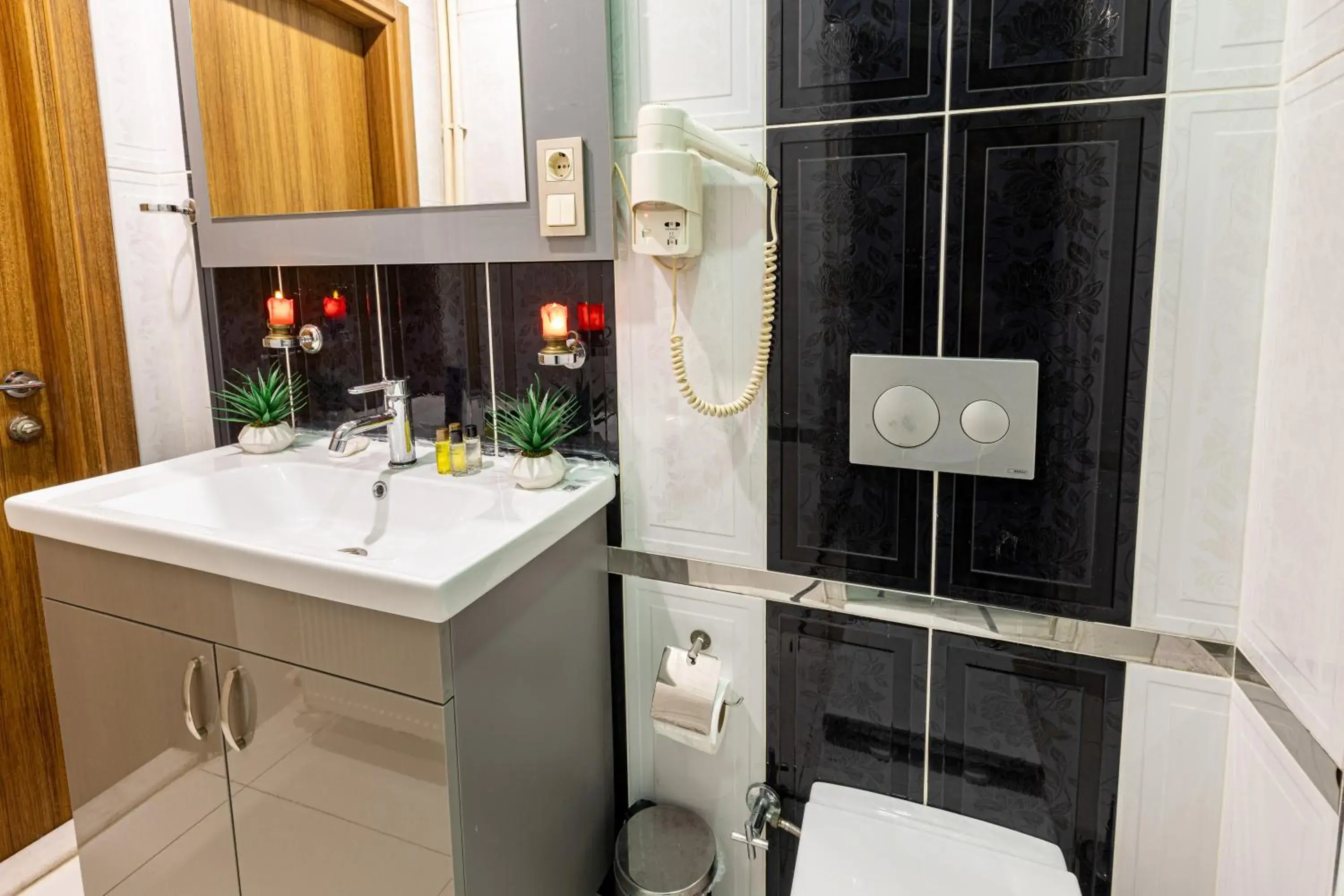 Shower in LINNGA HOTEL & SUITE Shower in LINNGA HOTEL & SUITE