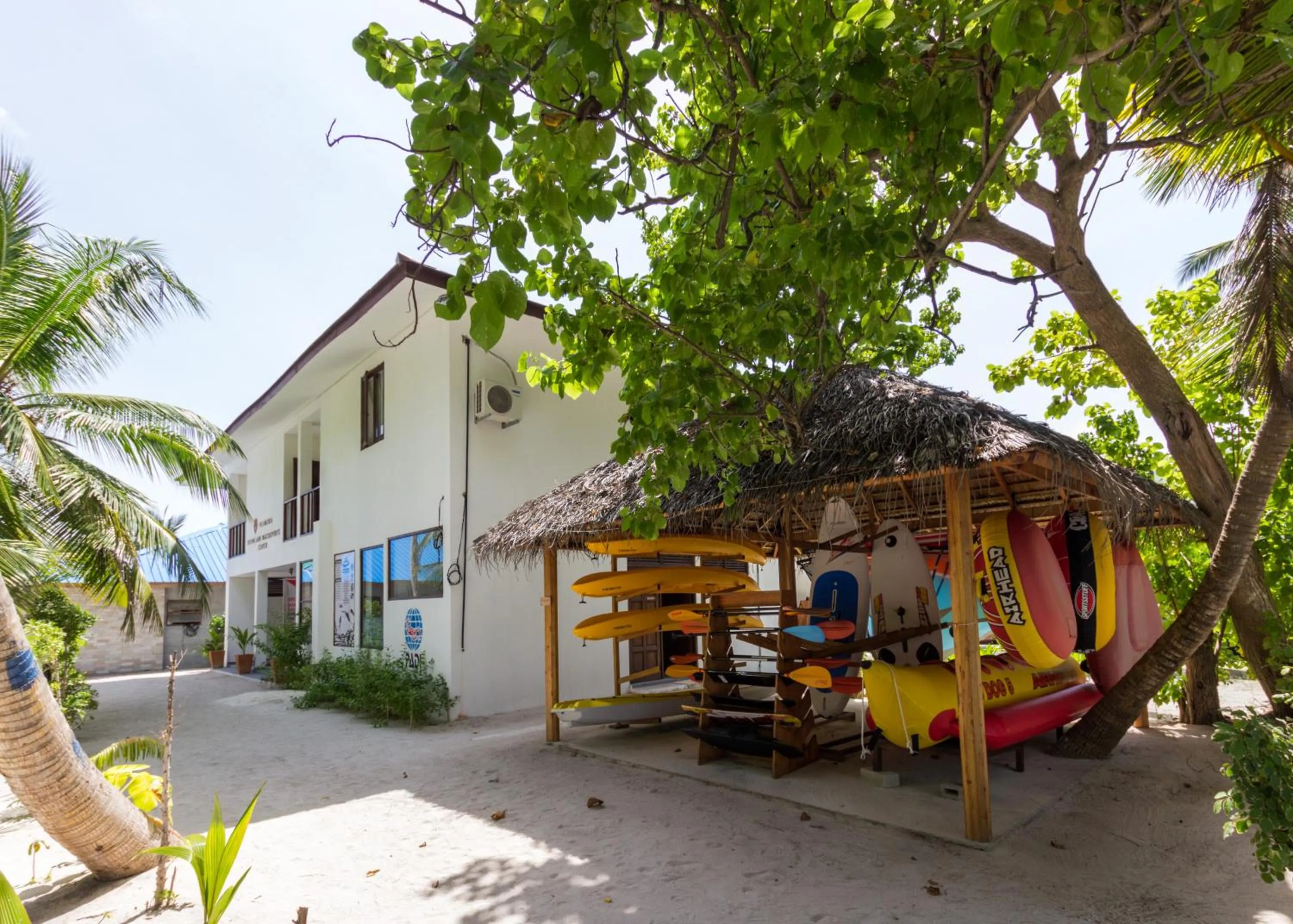 Area and facilities in Plumeria Maldives