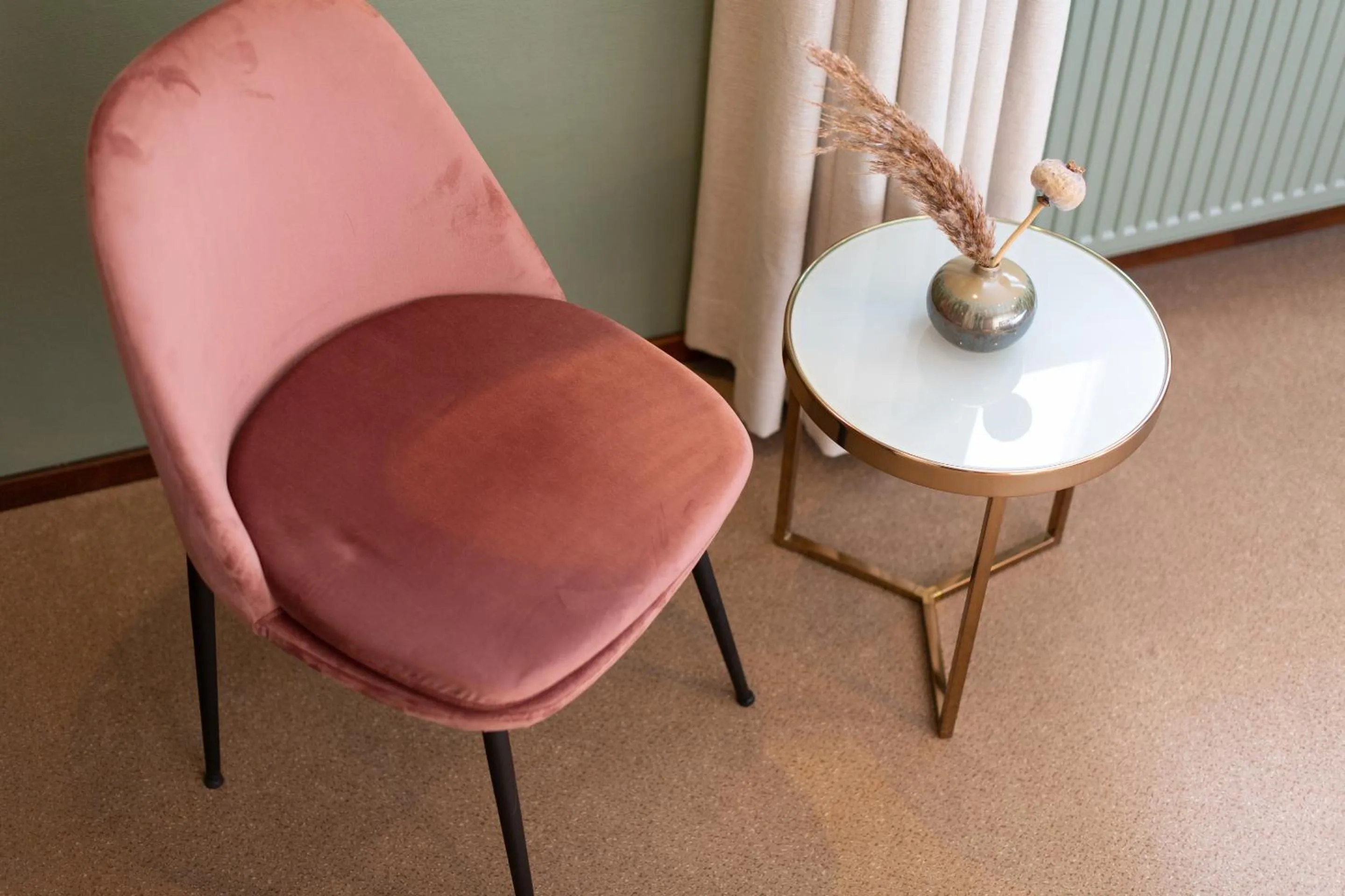 Seating area in Strandhotel Scheveningen