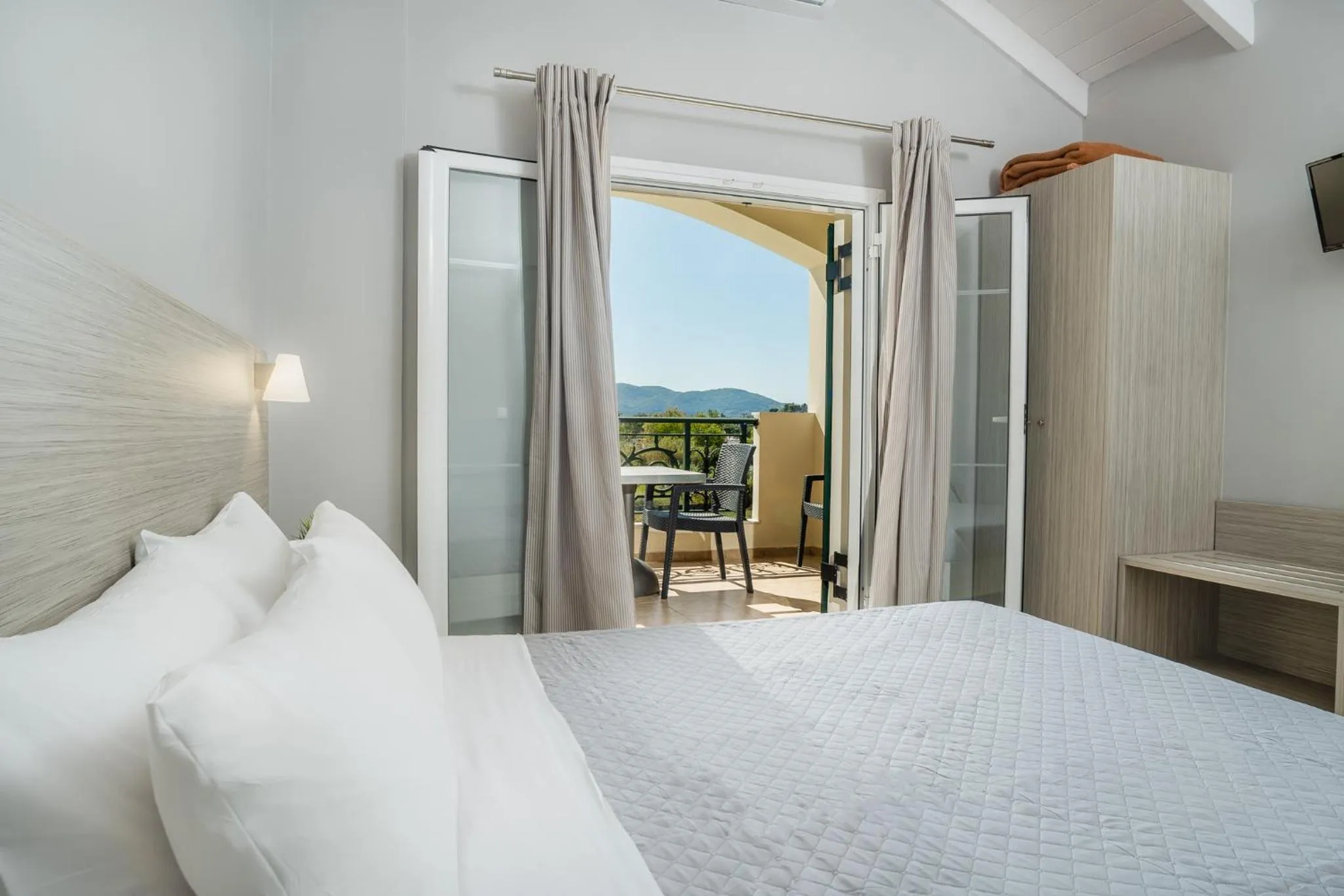 Photo of the whole room, Bed in Zante Atlantis Hotel