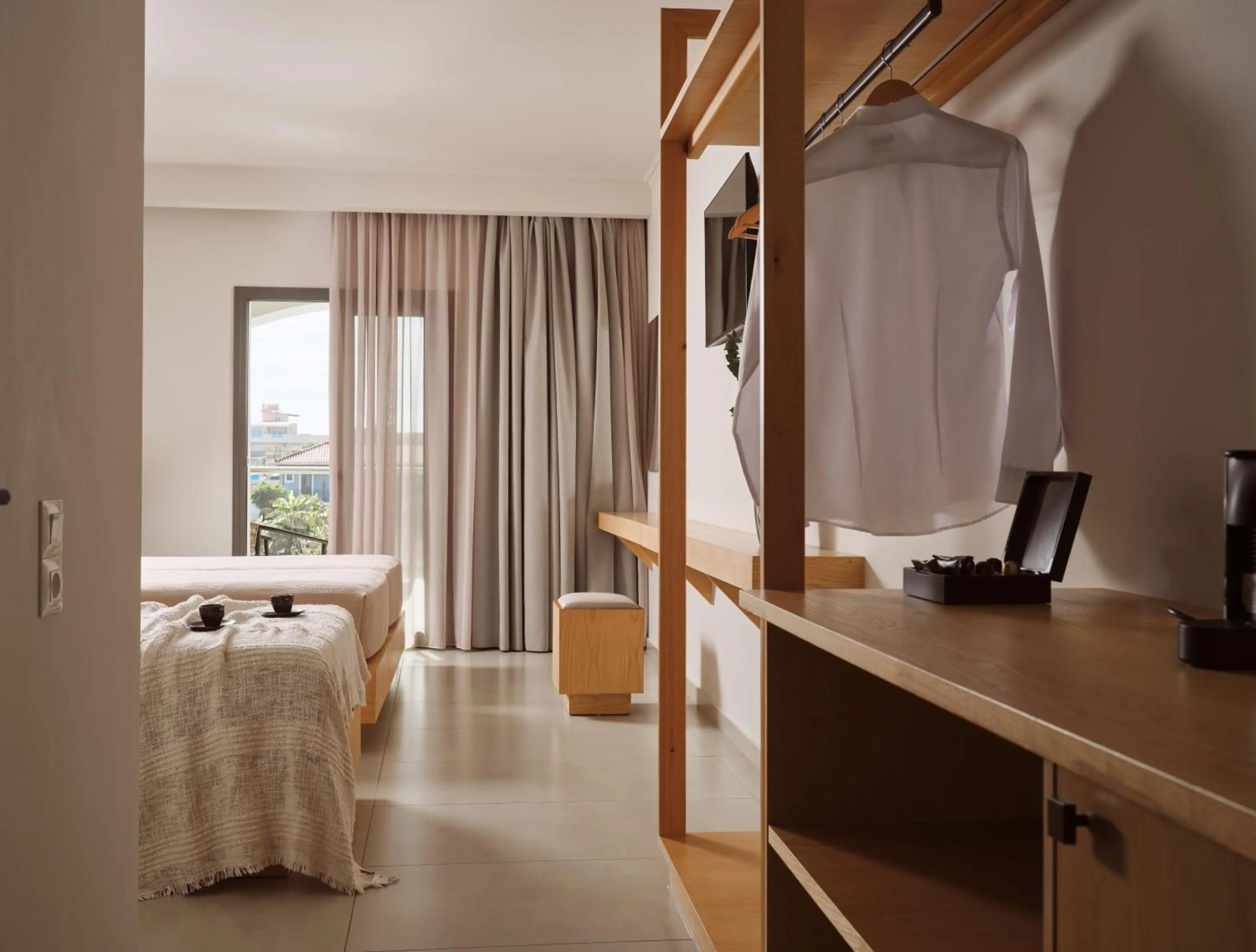 Bedroom, Bed in Zante Atlantis Hotel