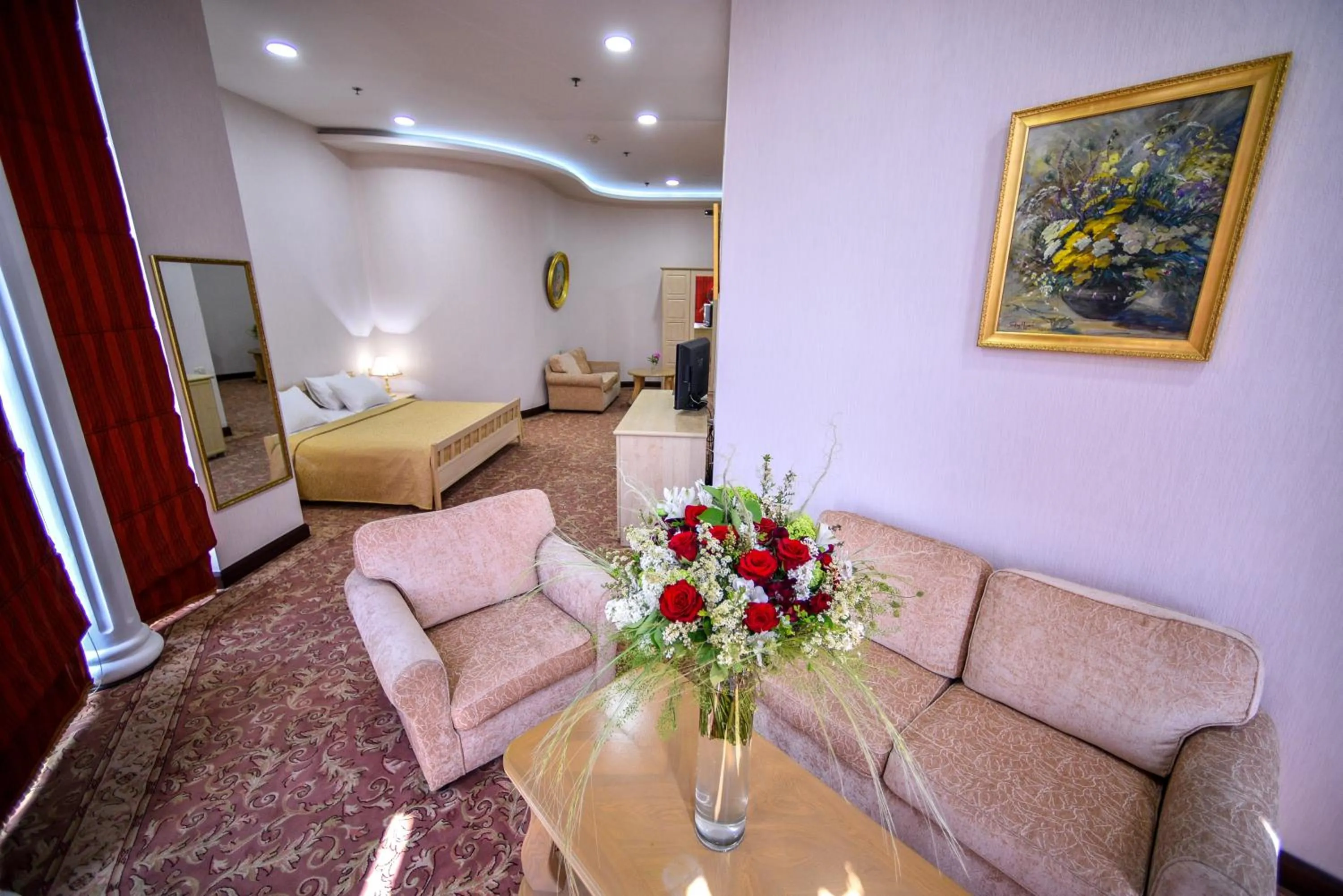 Seating area in METROPOL HOTEL Yerevan