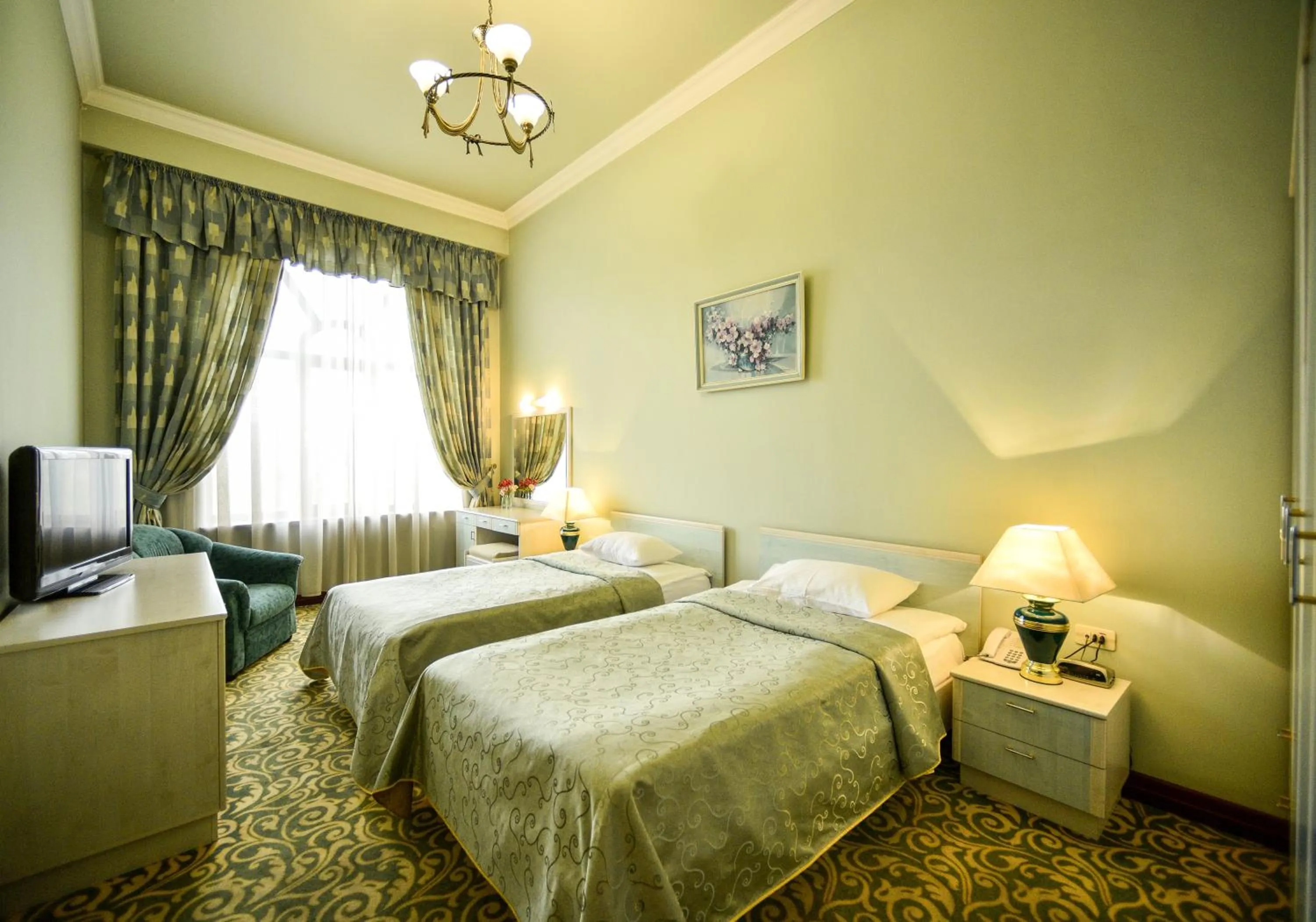 Bed in METROPOL HOTEL Yerevan