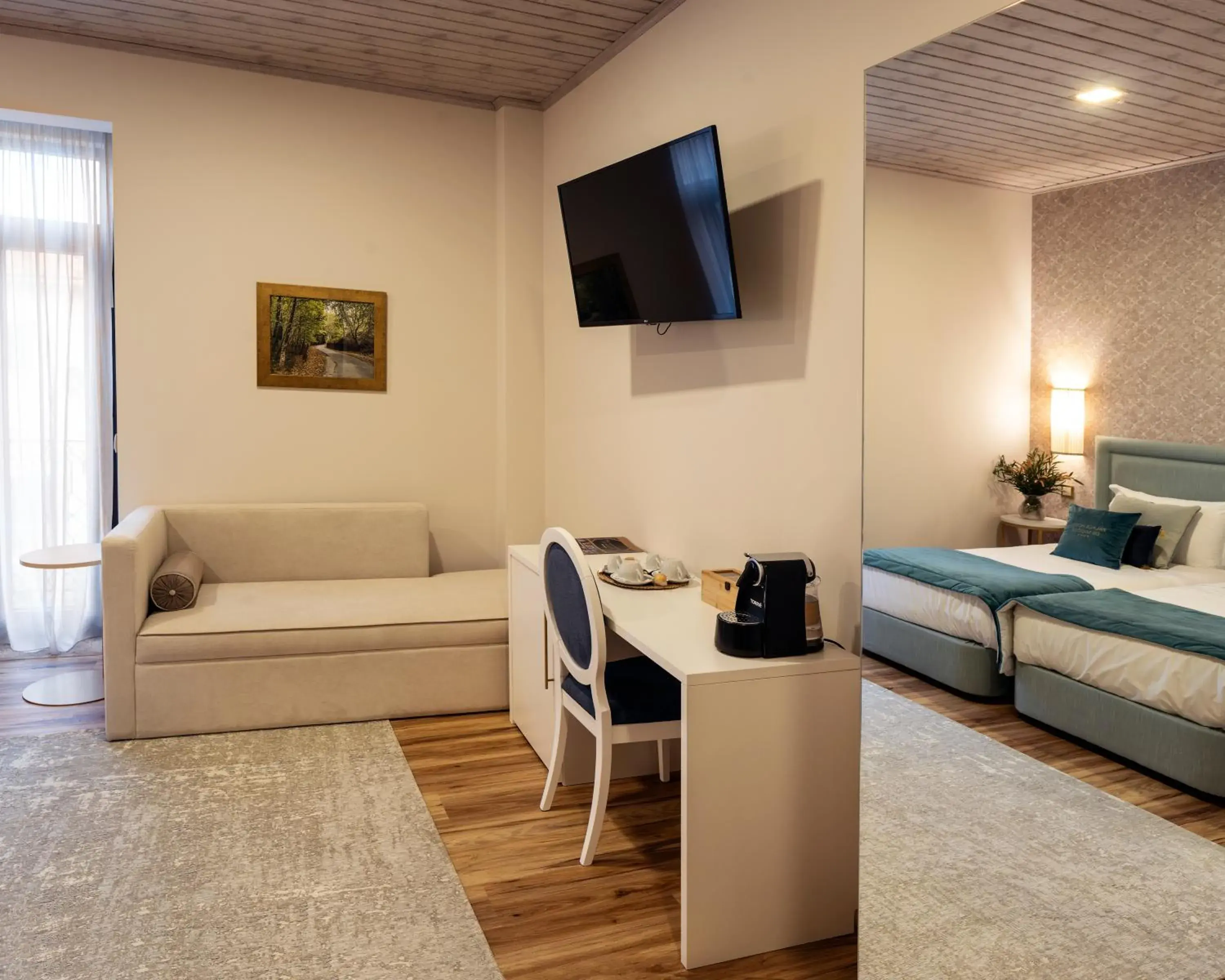 Twin Room with Balcony - single occupancy in Palace Hotel de Midões Twin Room with Balcony - single occupancy in Palace Hotel de Midões