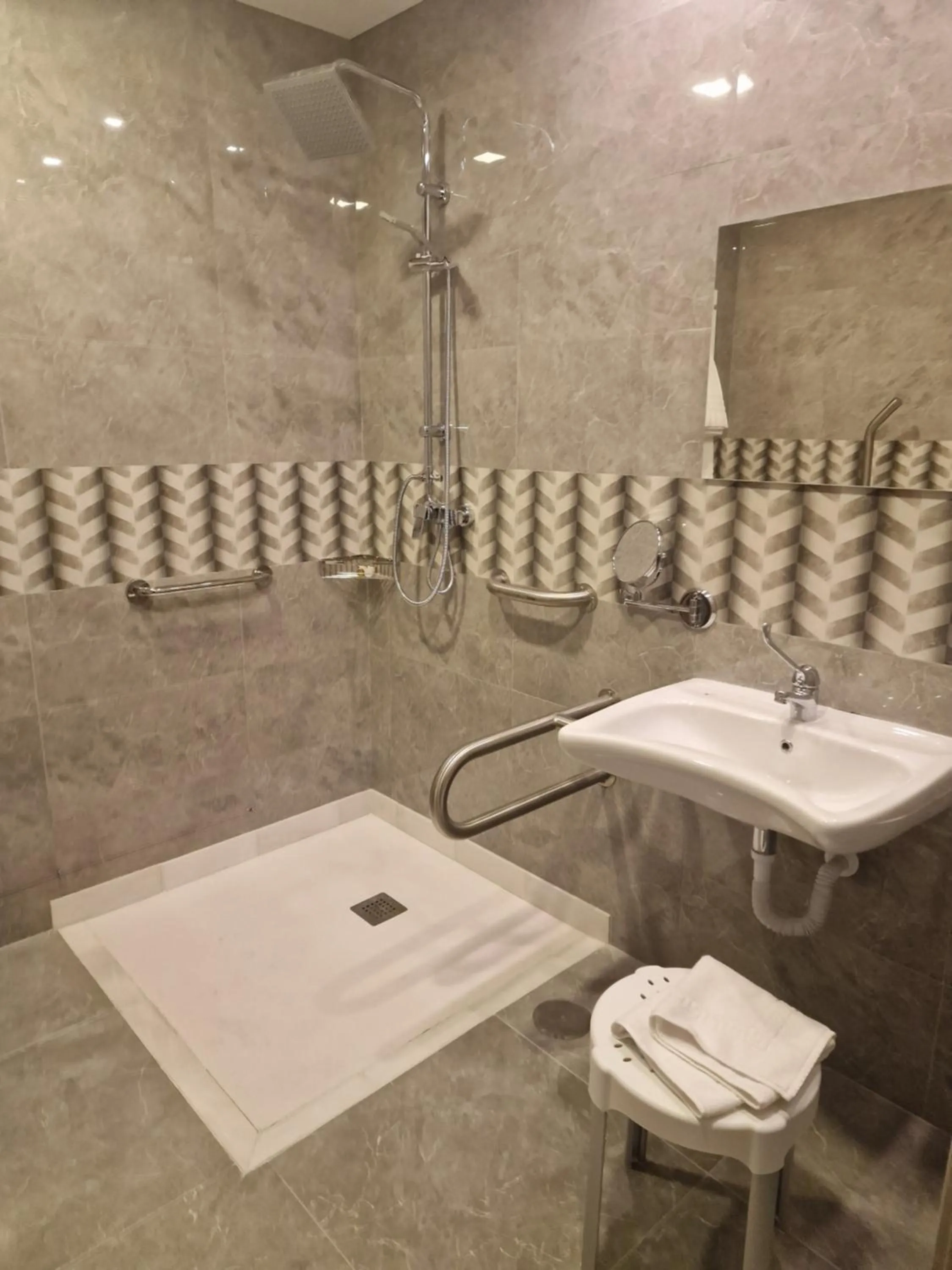 Toilet in Palace Hotel de Midões