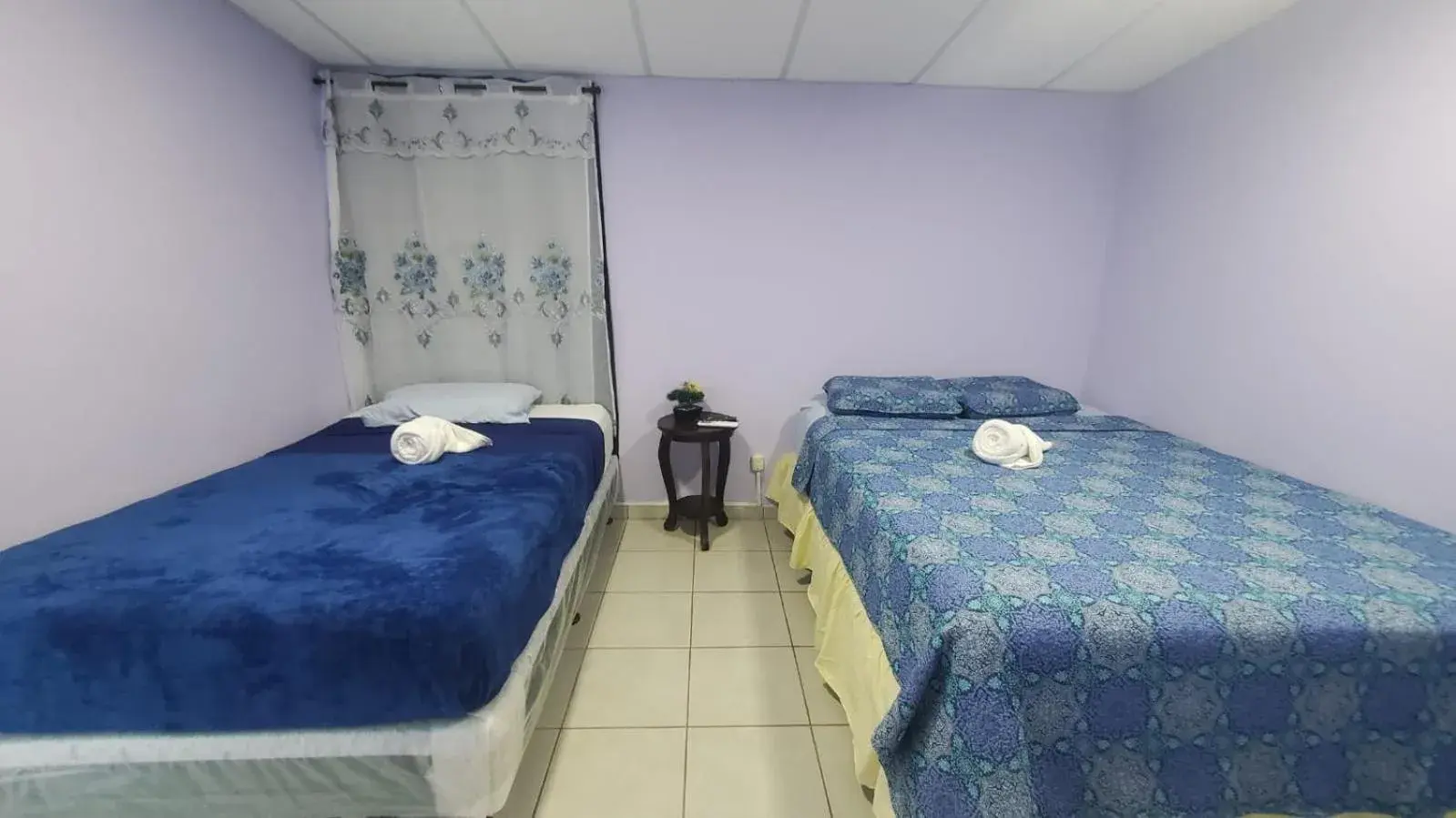 Deluxe Twin Room in Volcano Hostal y Restaurante Deluxe Twin Room in Volcano Hostal y Restaurante