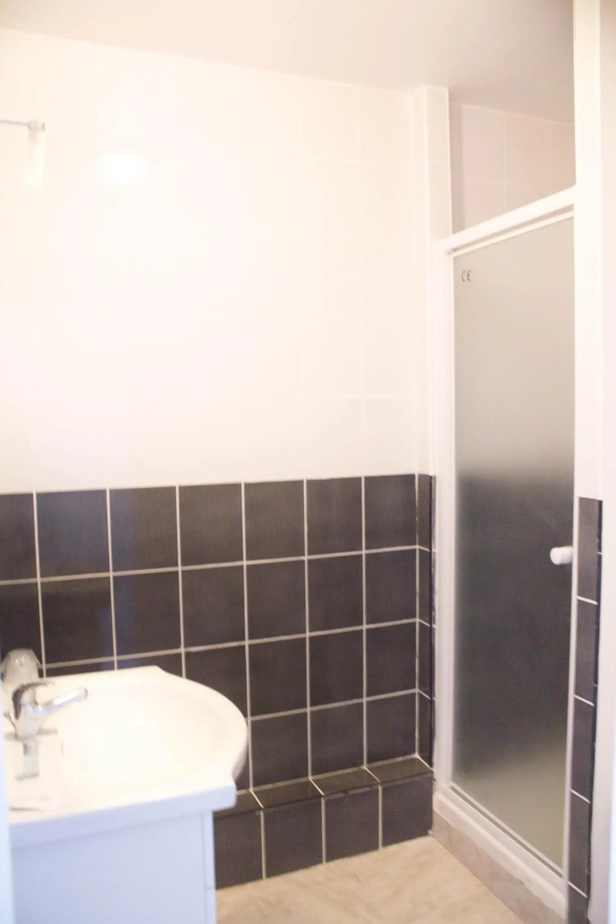 Double Room with Private Bathroom in Hotel Le Jardin Double Room with Private Bathroom in Hotel Le Jardin