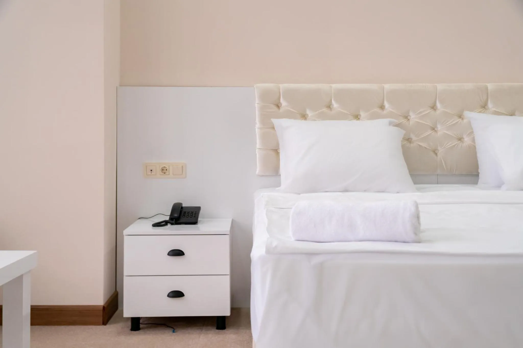 Bed in Chateau Milisi