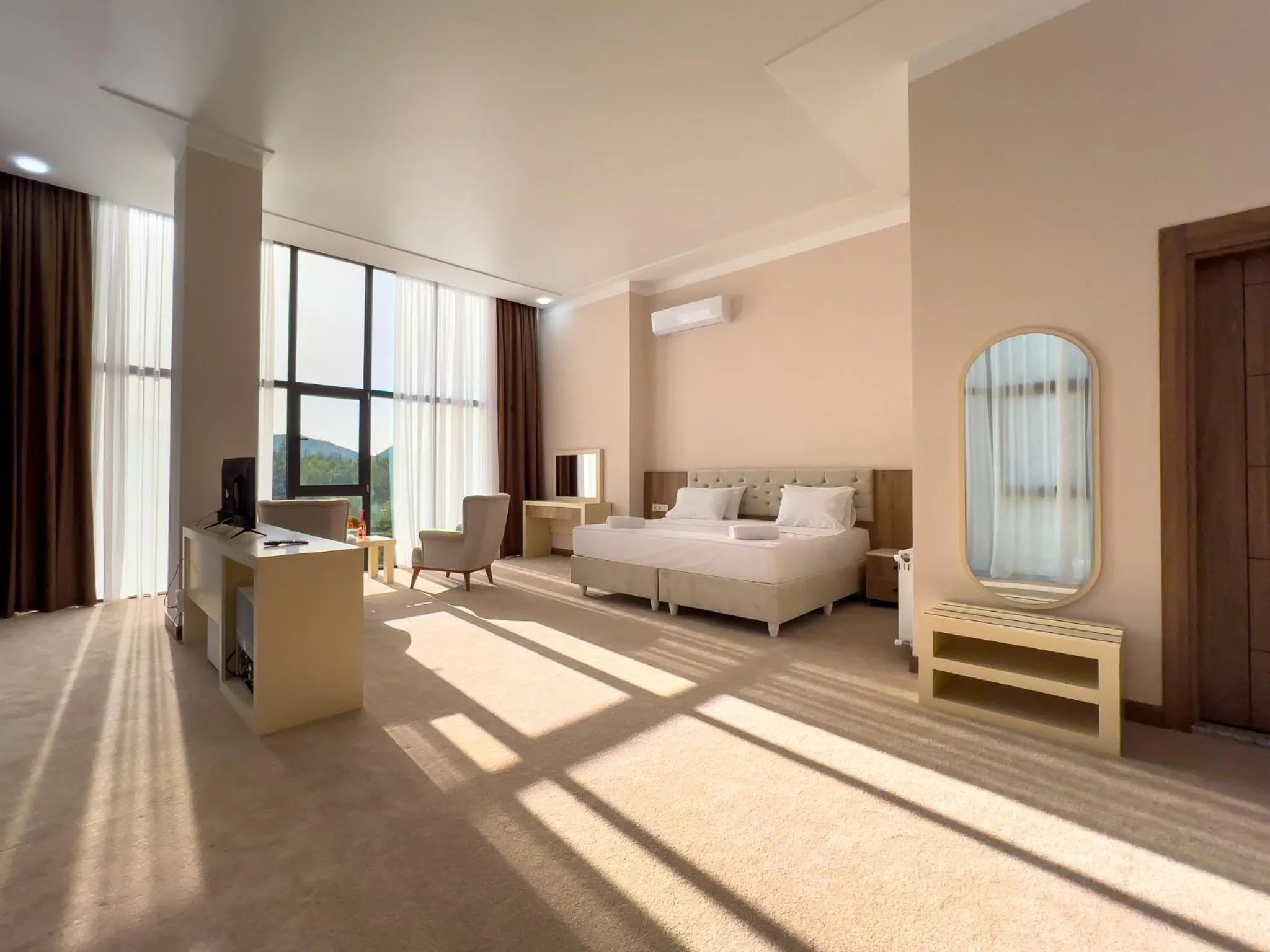 Bed in Chateau Milisi