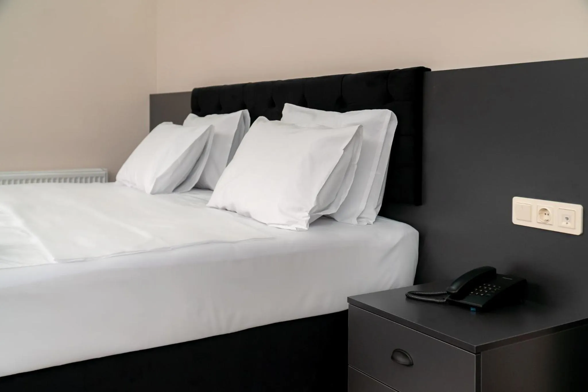 Bed in Chateau Milisi