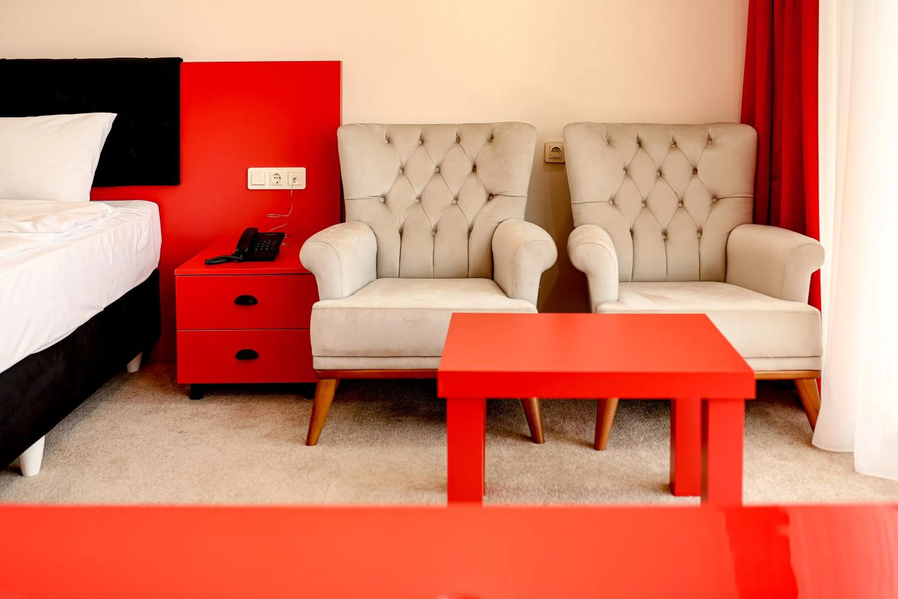 Bedroom, Bed in Chateau Milisi