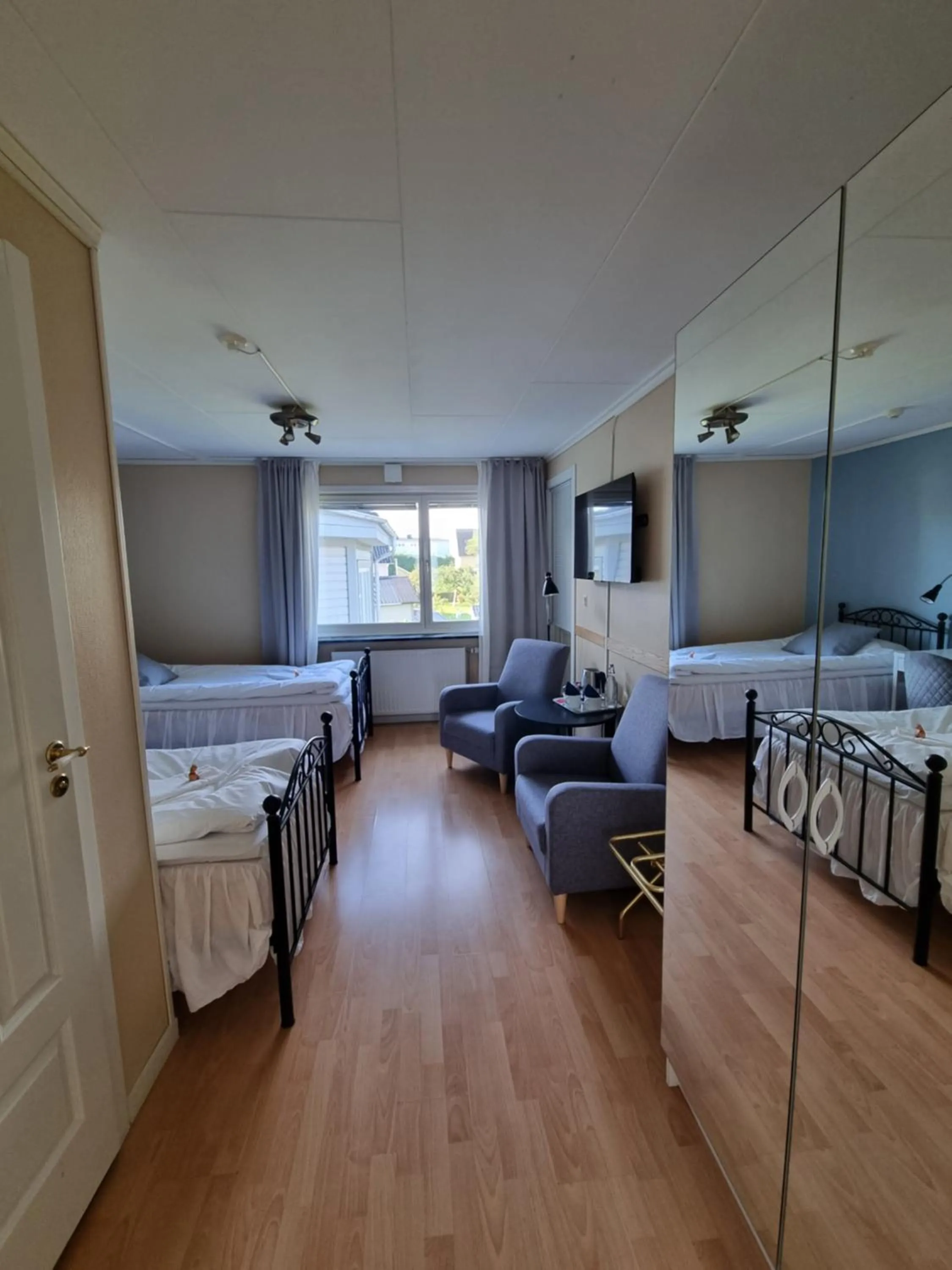 Photo of the whole room, Bed in Hotell Zlafen Bed and Breakfast