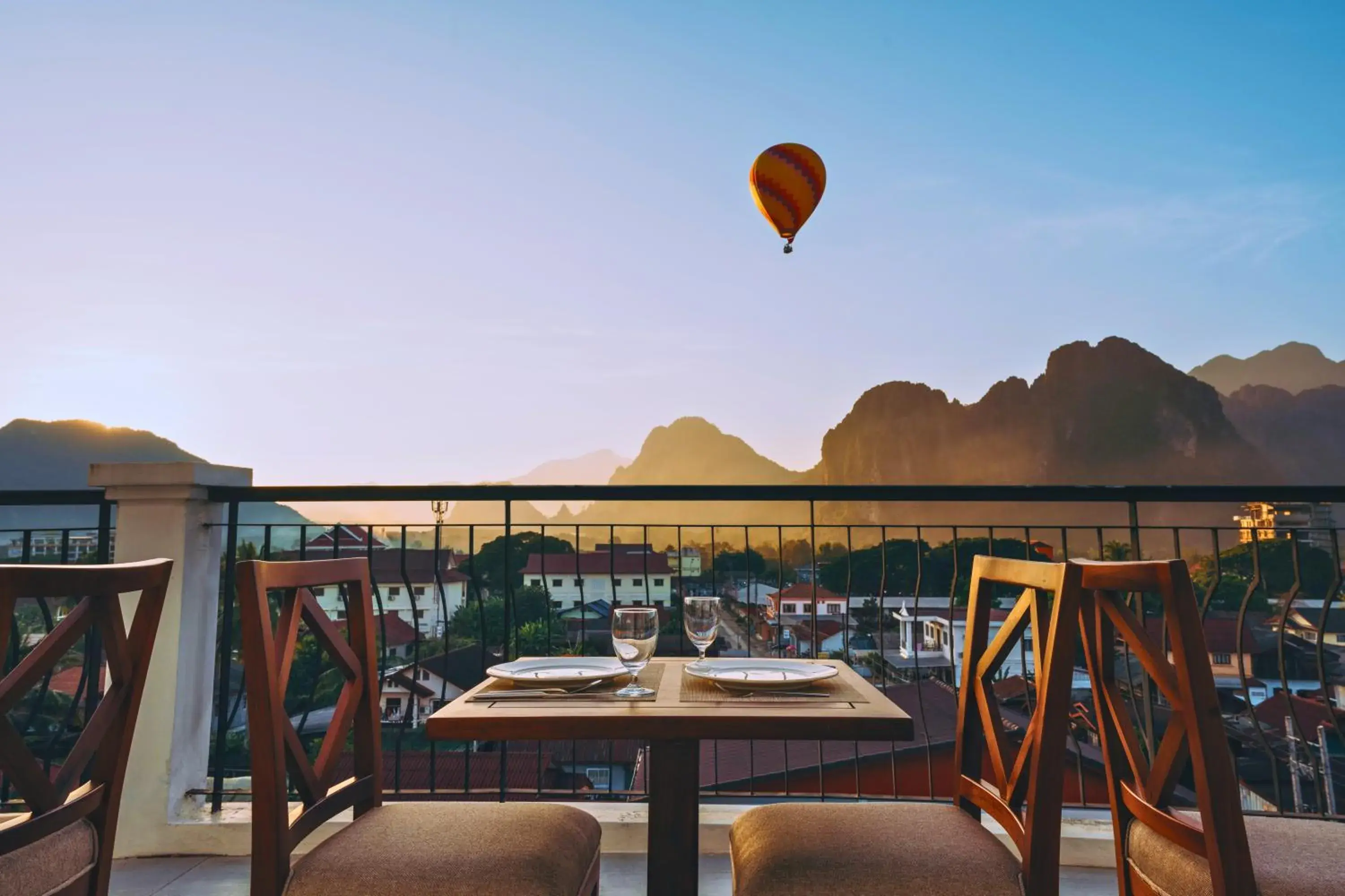 Mountain view in Oudomsin VangVieng Hotel Mountain view in Oudomsin VangVieng Hotel