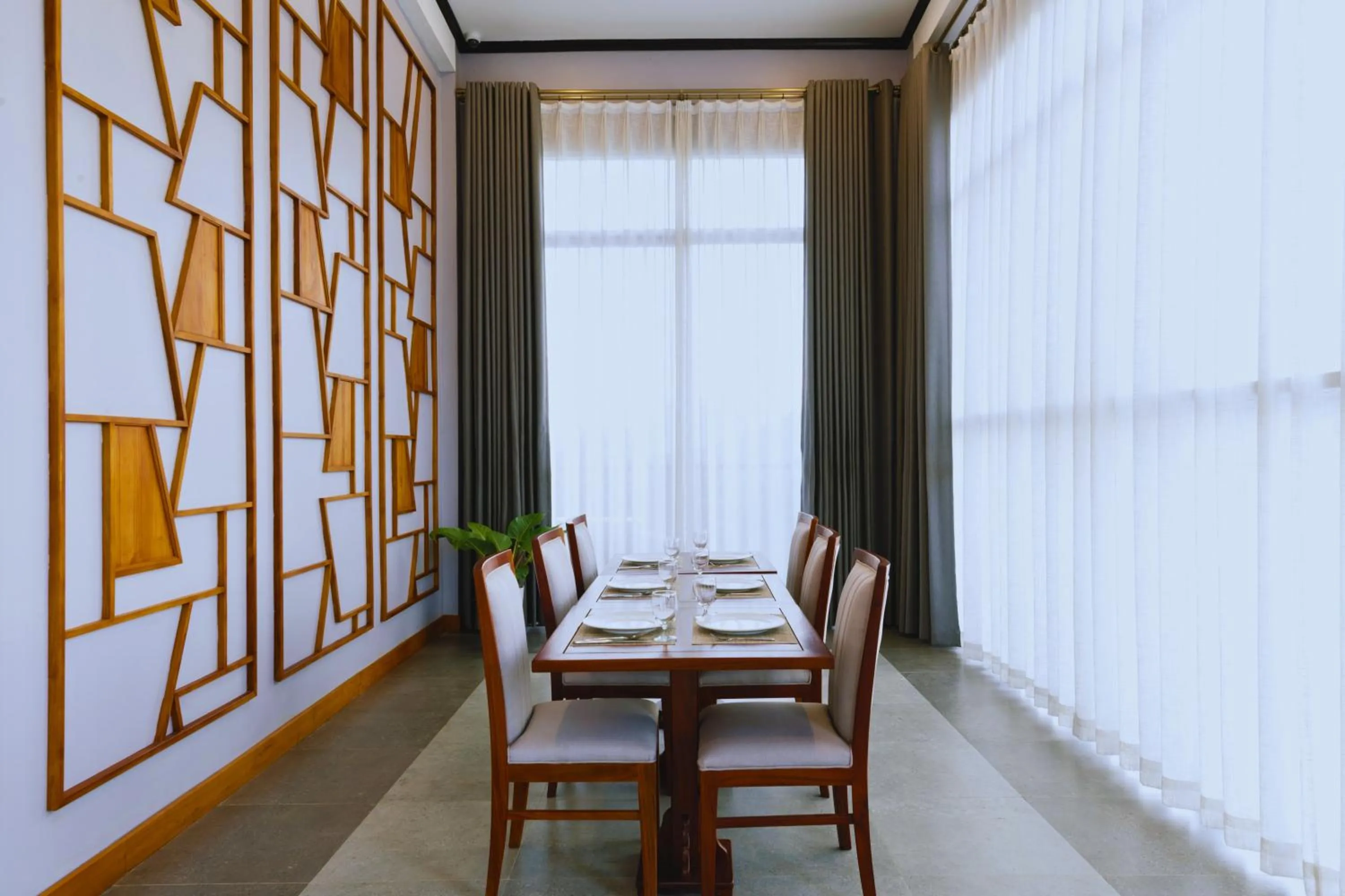 Dining area in Oudomsin VangVieng Hotel