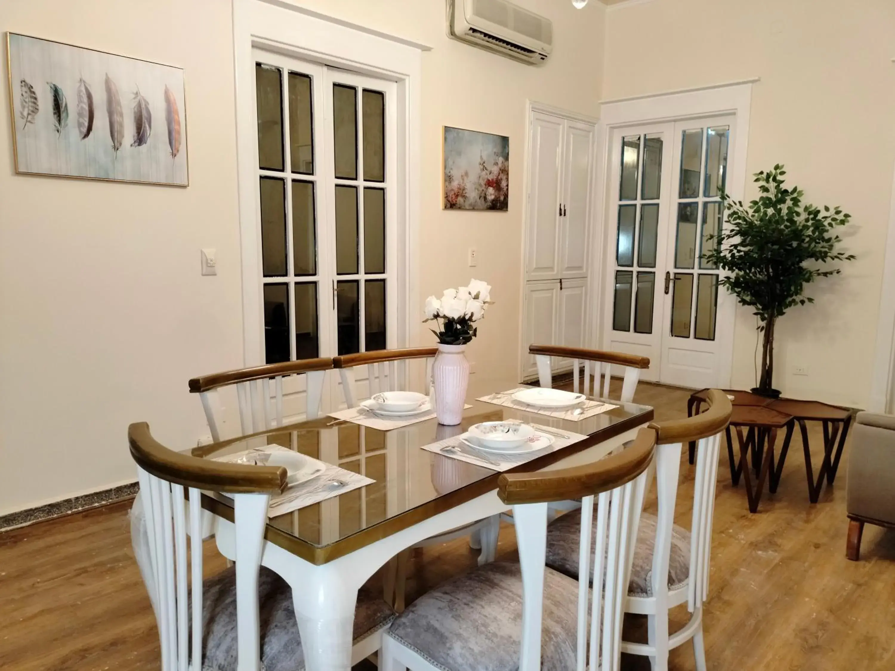Royal Apartment in Talaat Harb Downtown Cairo Royal Apartment in Talaat Harb Downtown Cairo