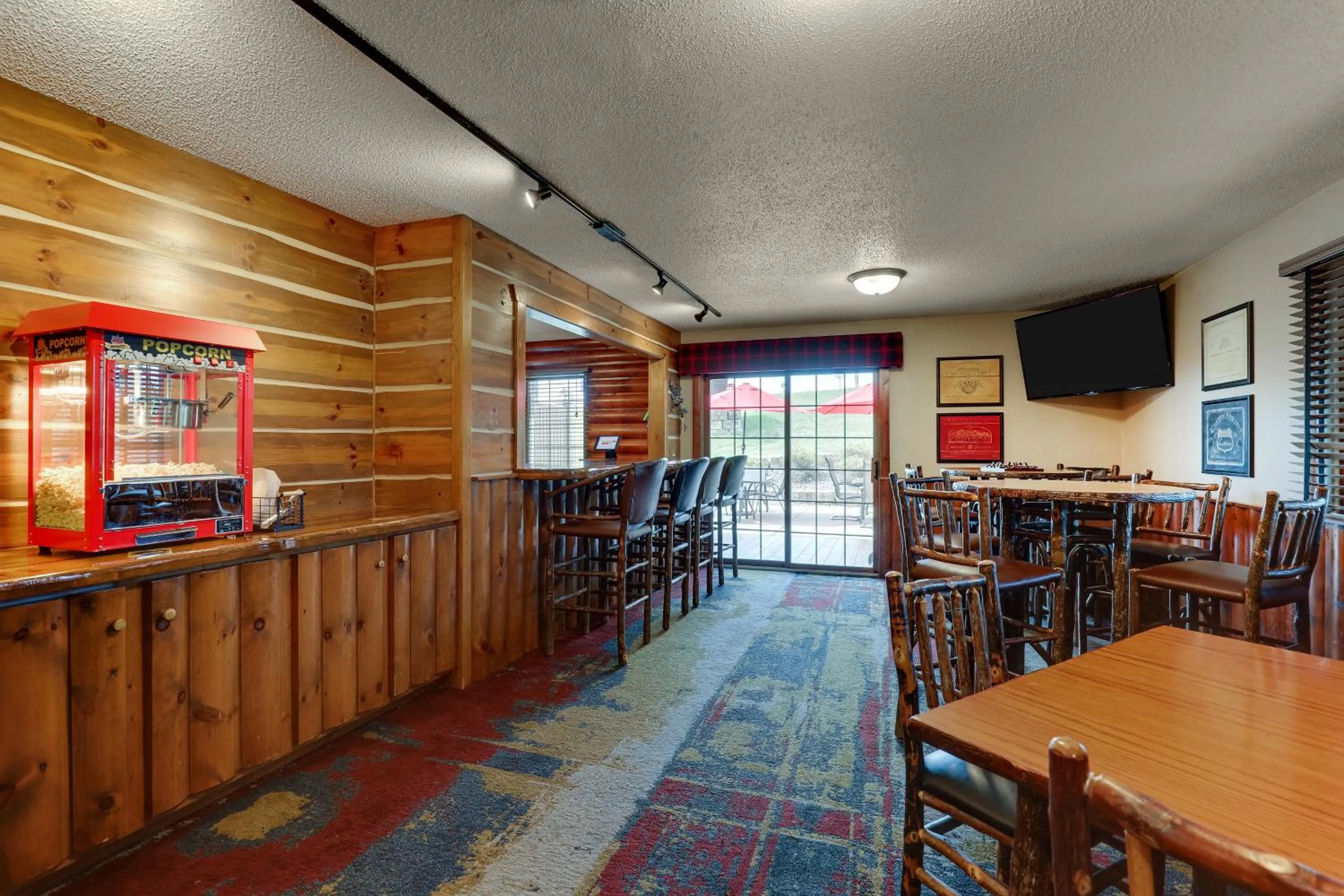 Lounge or bar in Stoney Creek lnn Galena