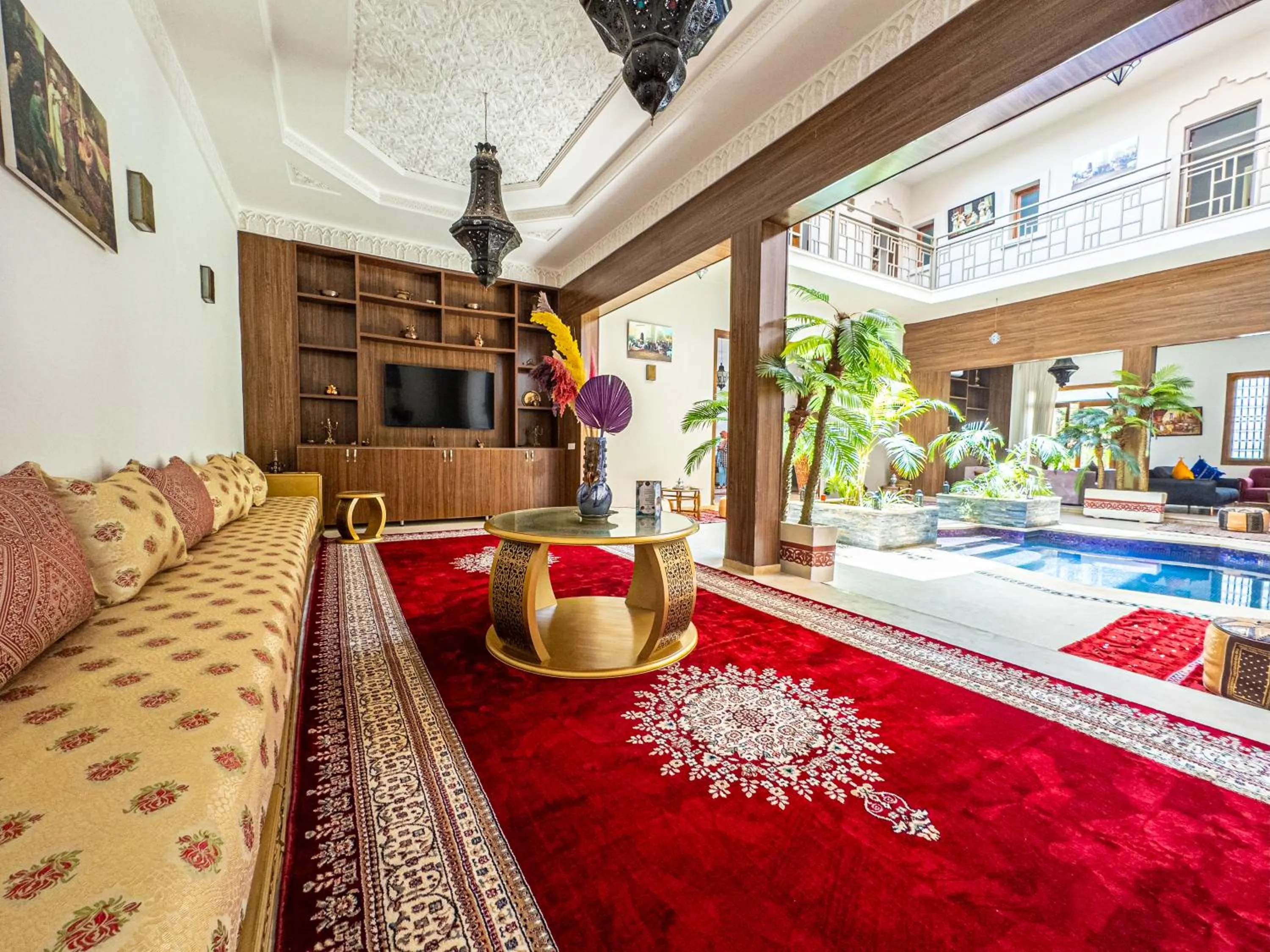 TV and multimedia in Riad Kenza