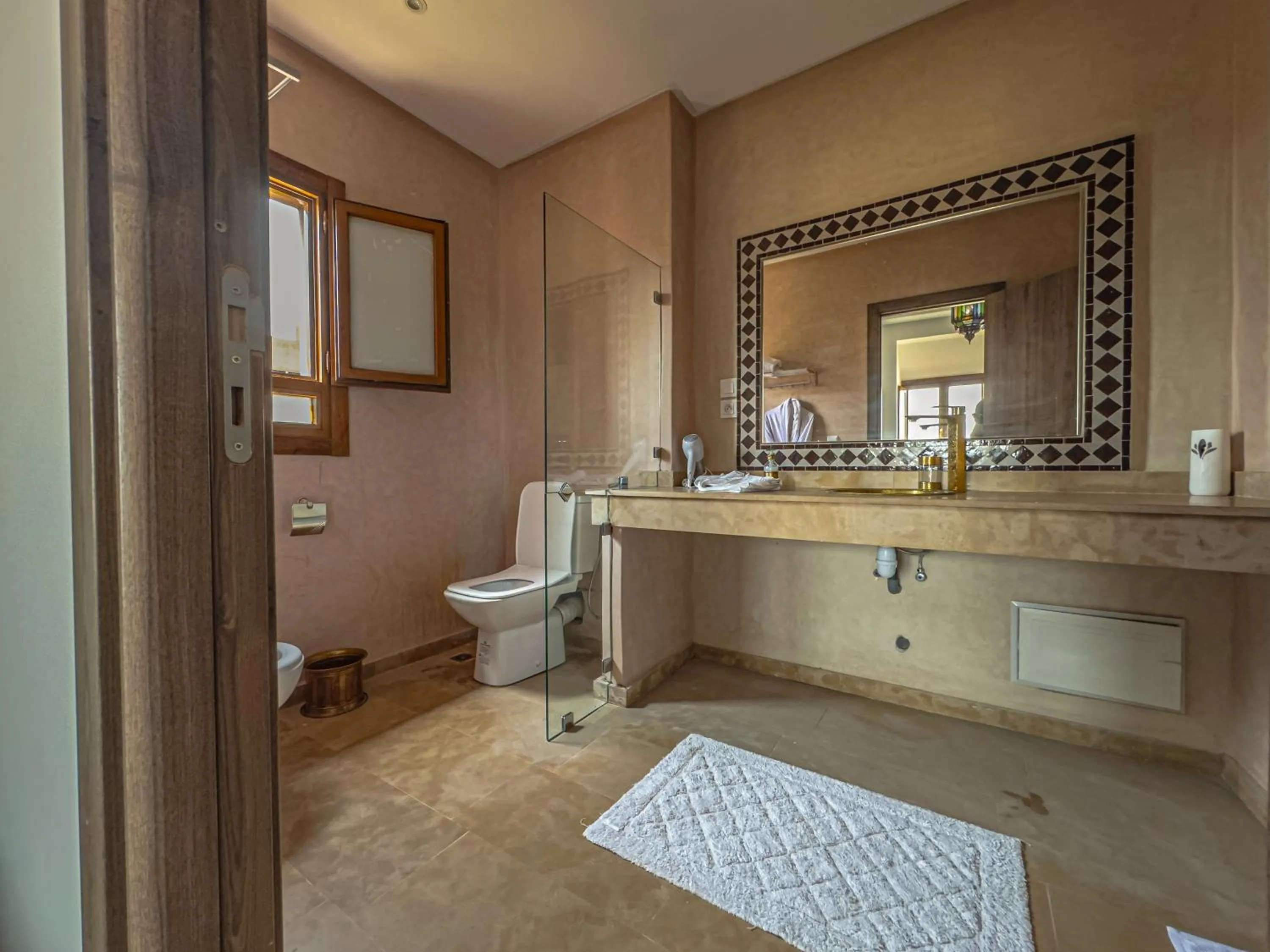 Shower in Riad Kenza