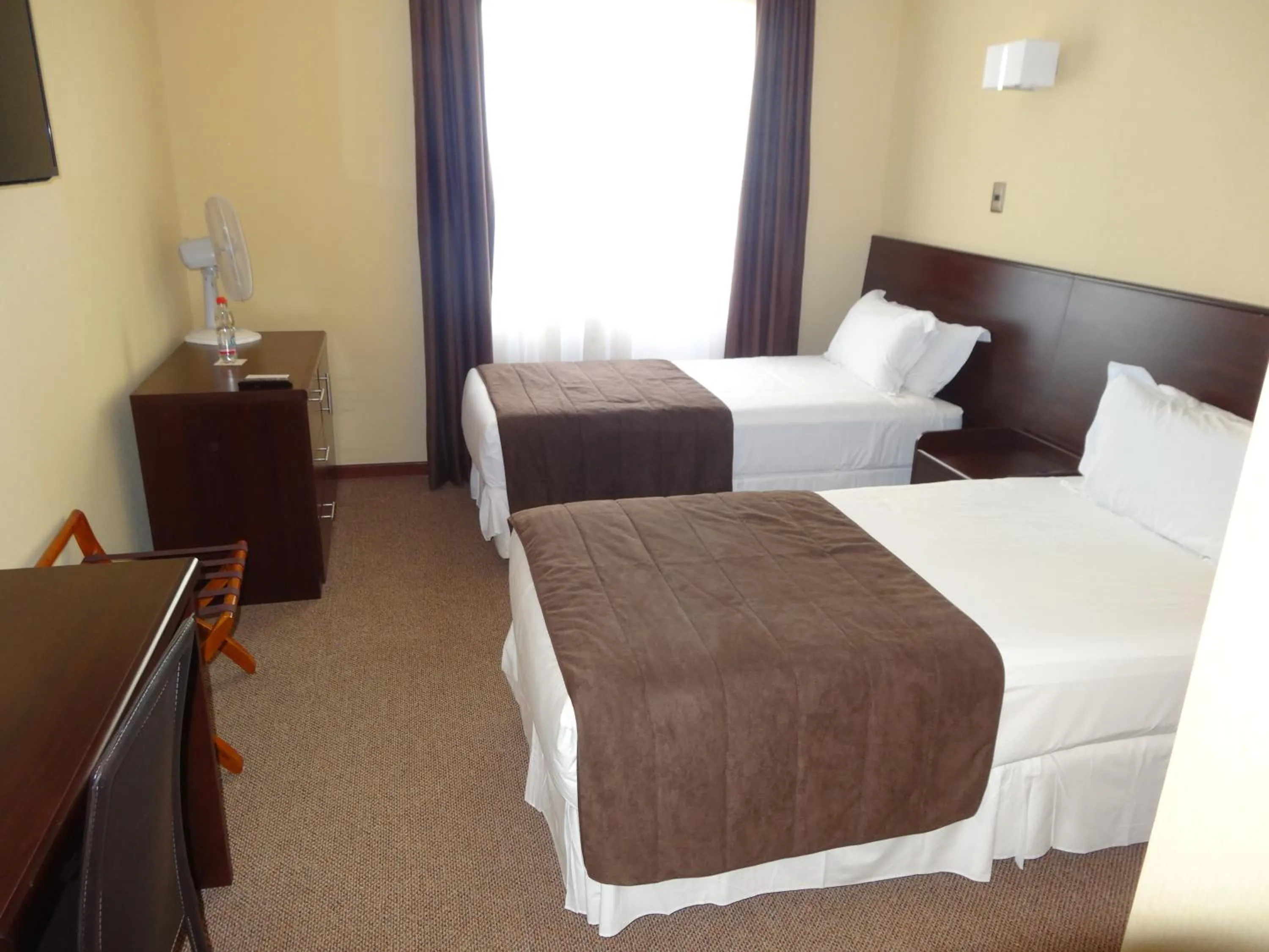 Bedroom, Bed in Hotel Costa Pacifico - Express