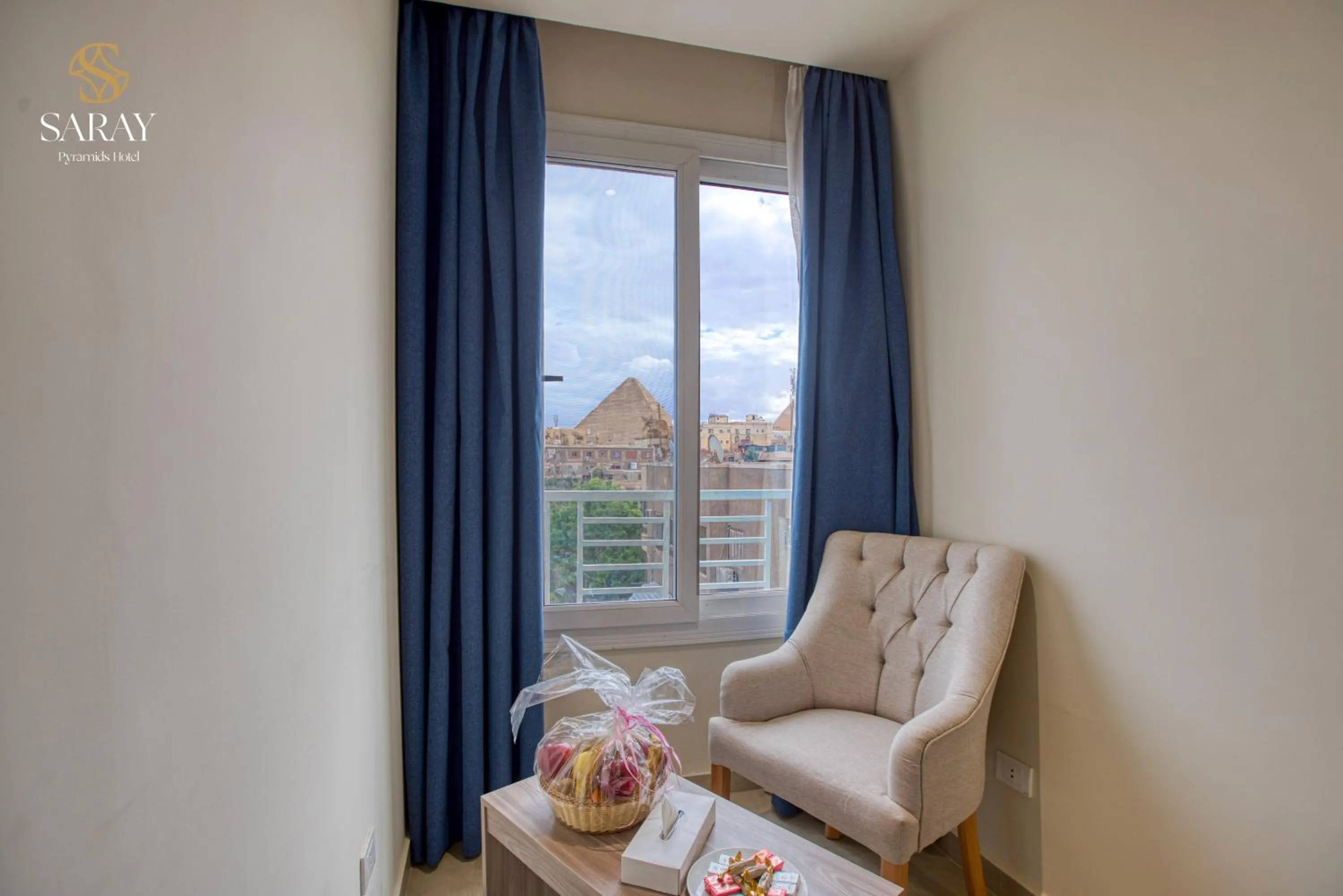 Bed in Saray Pyramids & Museum View Hotel