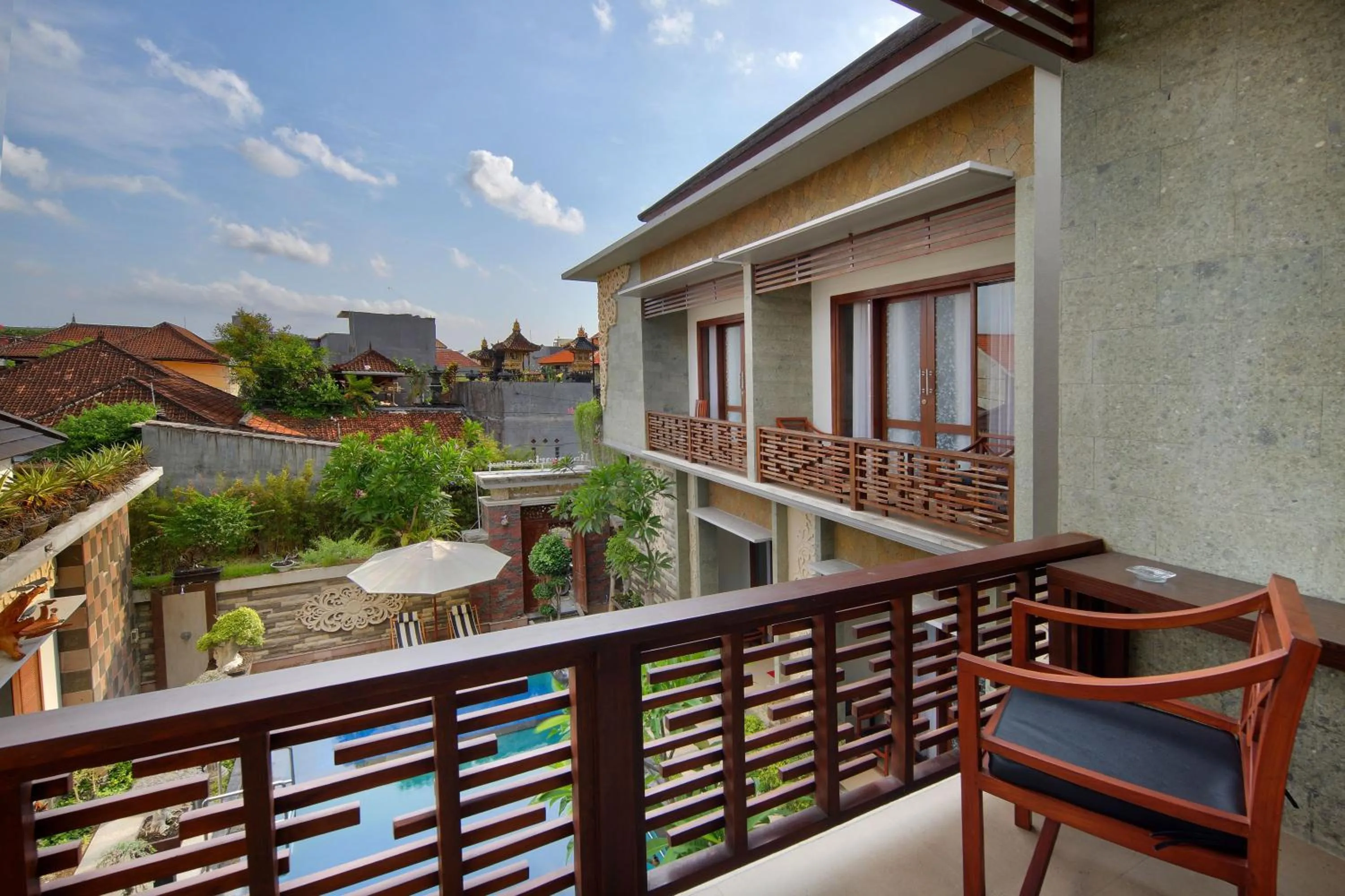 Balcony/Terrace in Jineswari Kuta by Kamara