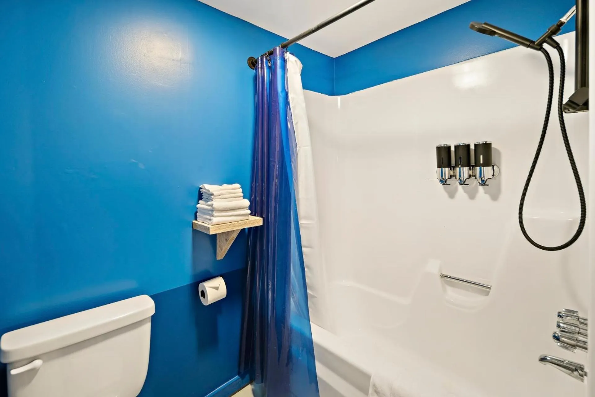 Shower in The Brooks Motel