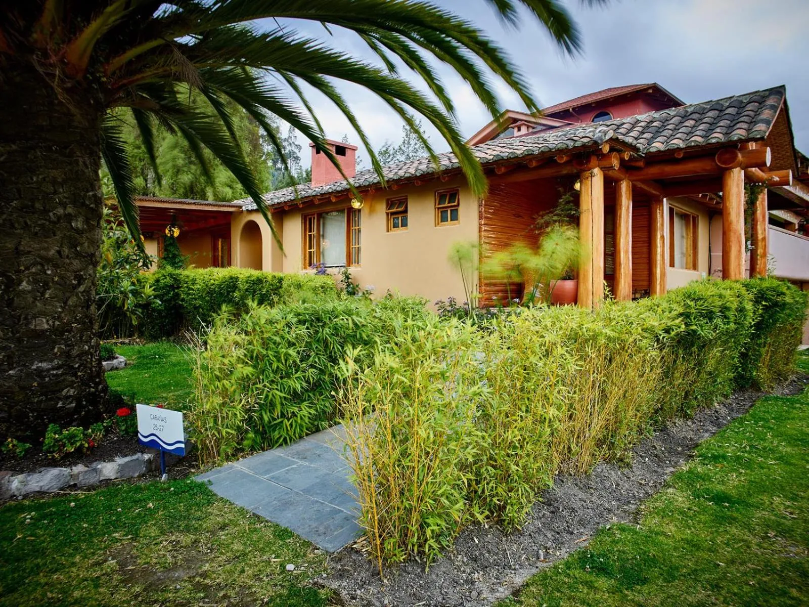 Two-Bedroom Villa in Hosteria Cabañas Del Lago