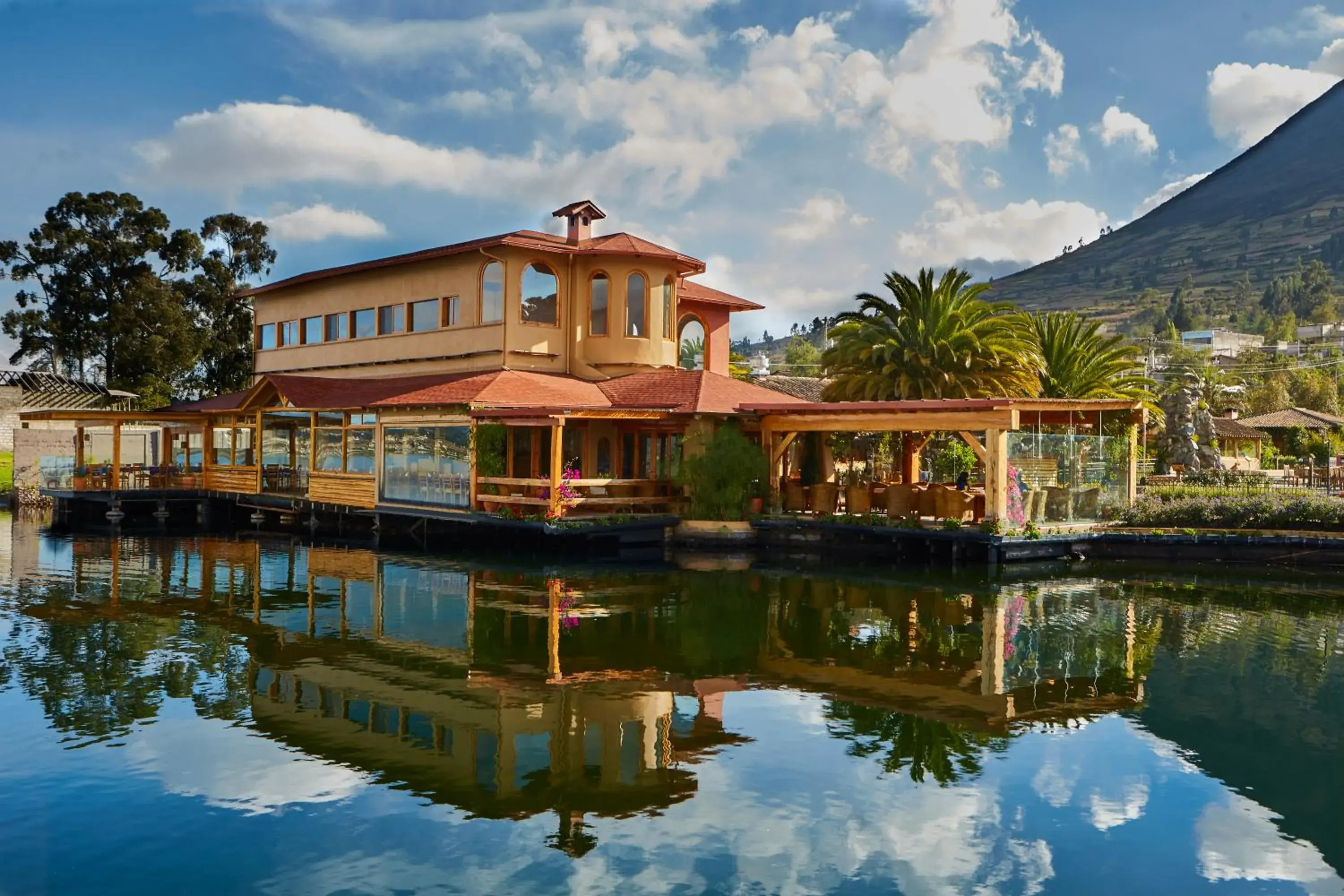 Hosteria Cabañas Del Lago Hosteria Cabañas Del Lago
