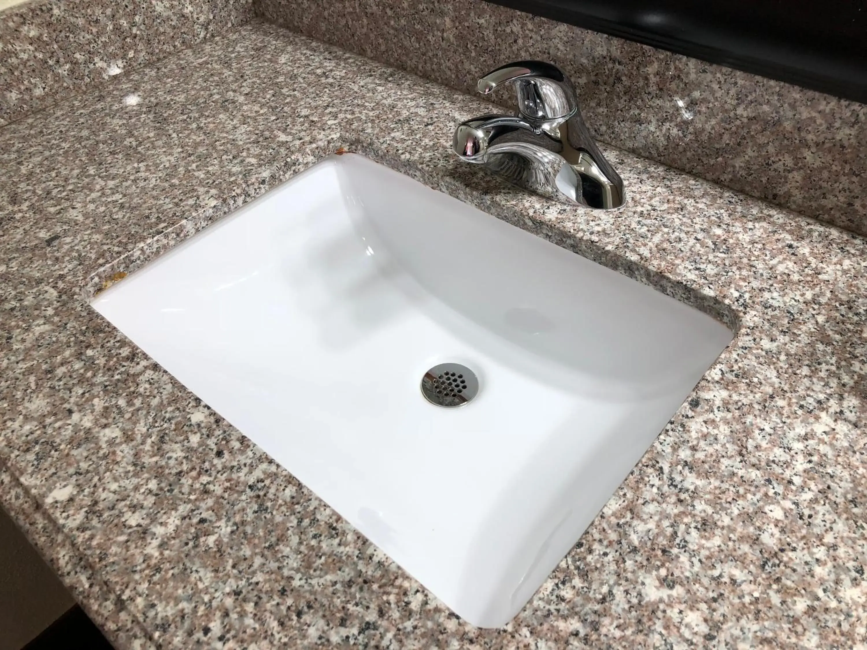 Standard Queen Room - Non-Smoking in Copa Motel Standard Queen Room - Non-Smoking in Copa Motel