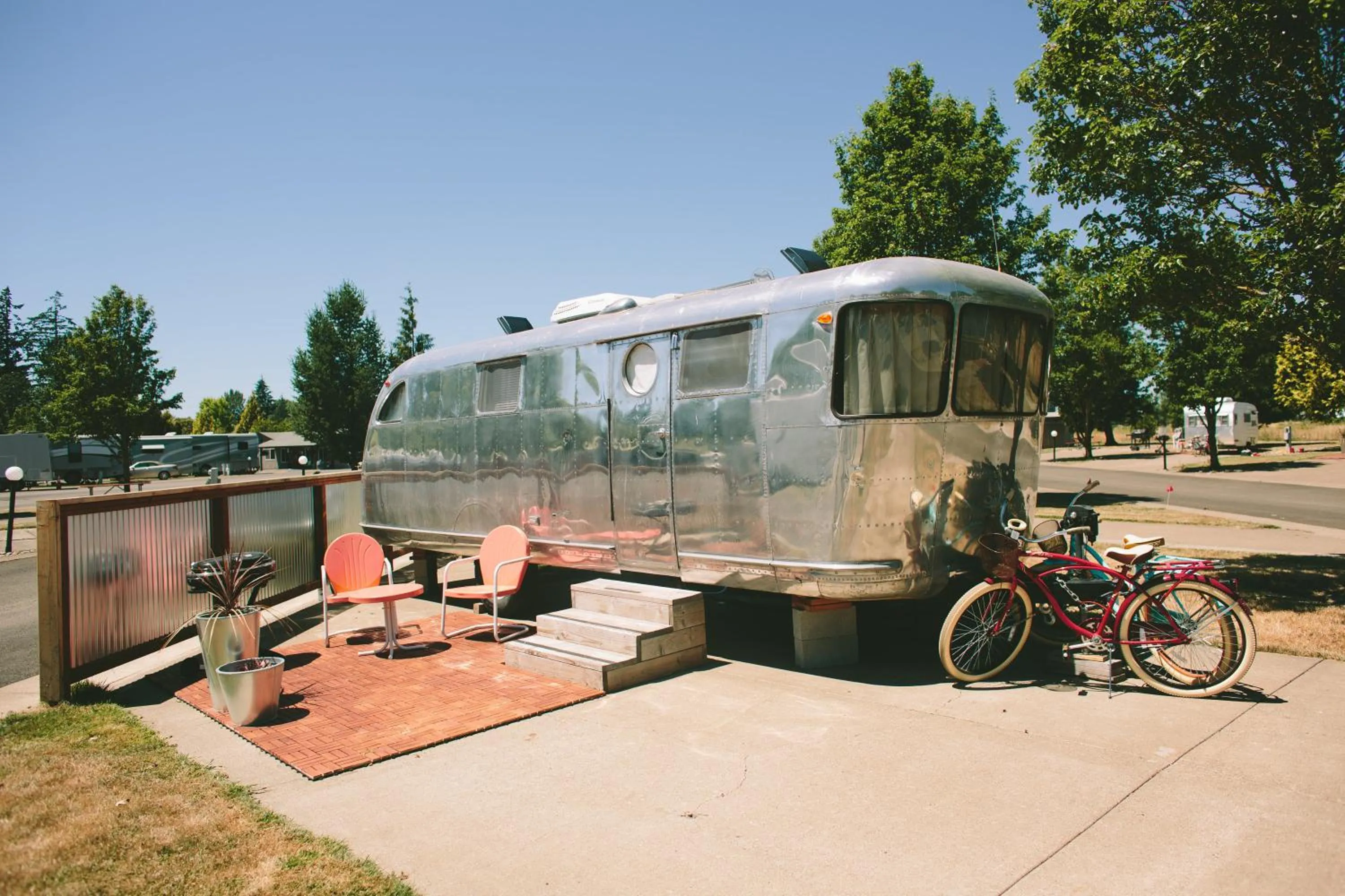 Facade/entrance in The Vintages Trailer Resort
