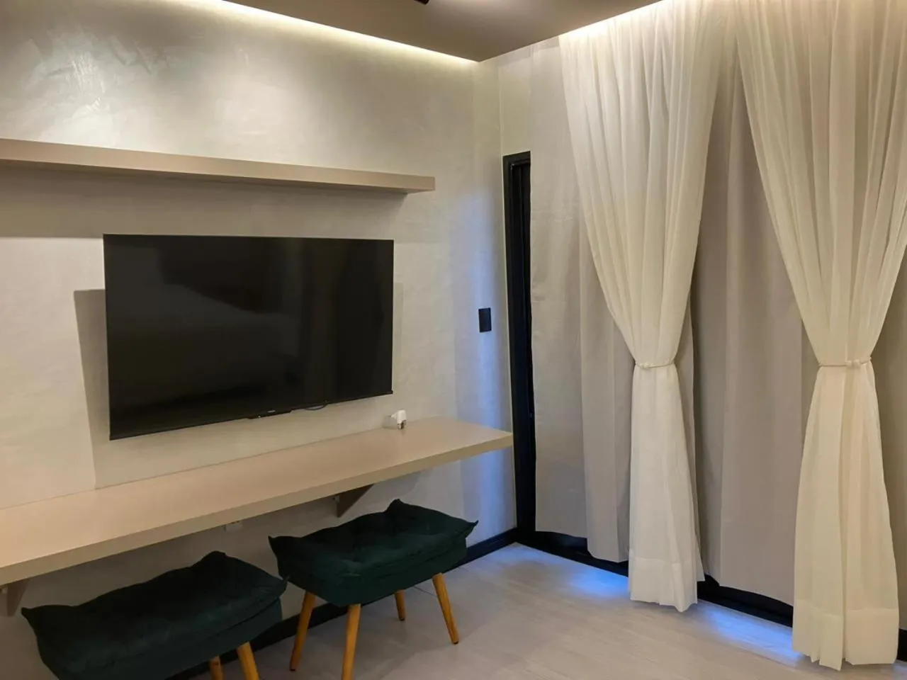 Apart-hotel Theotókos Flats