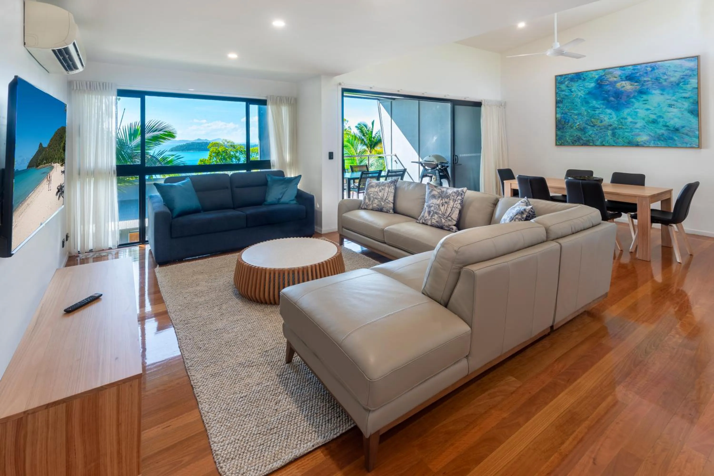 Living room in Pinnacle Apartments on Hamilton Island by HIHA