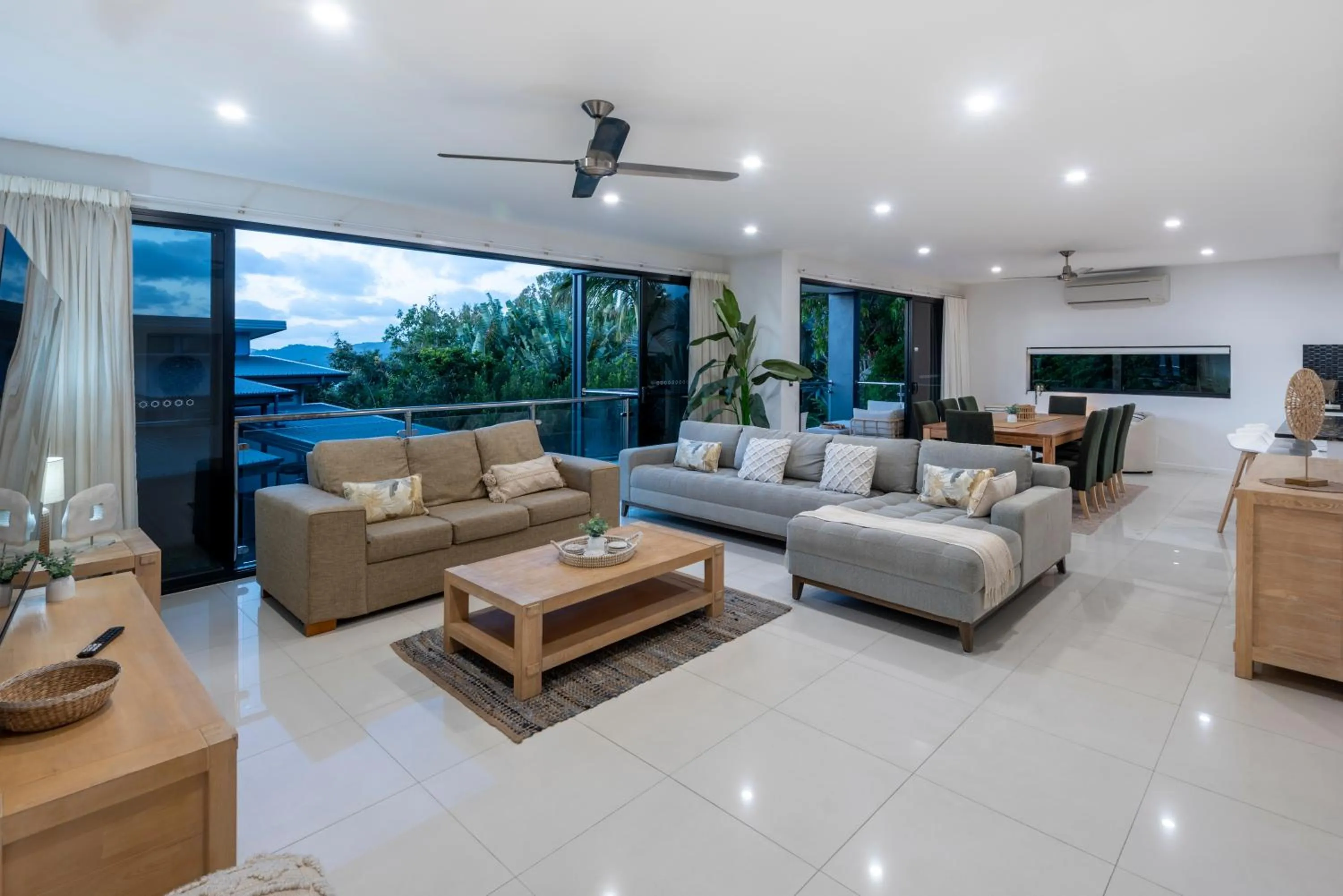 Living room in Pinnacle Apartments on Hamilton Island by HIHA