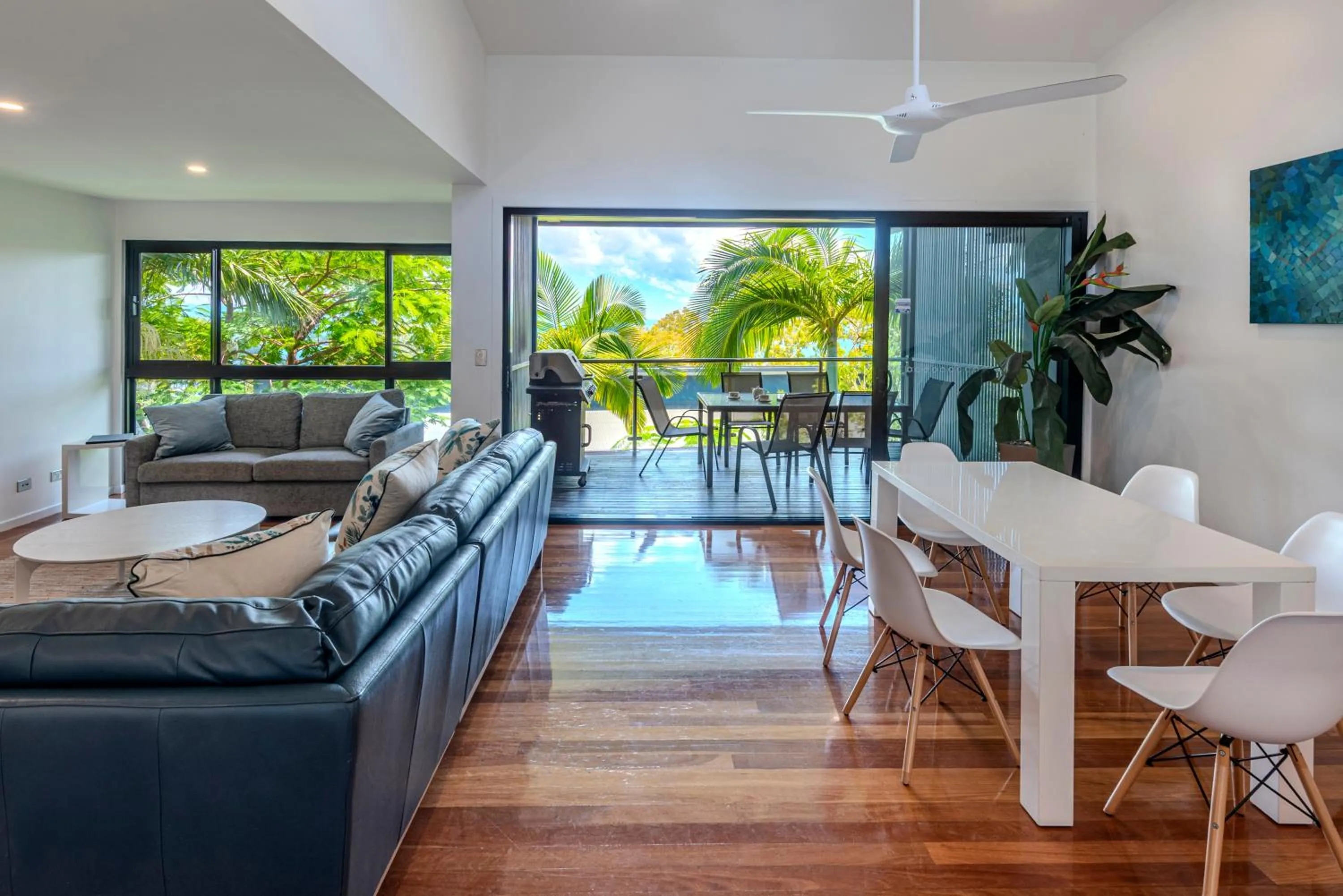 Living room in Pinnacle Apartments on Hamilton Island by HIHA
