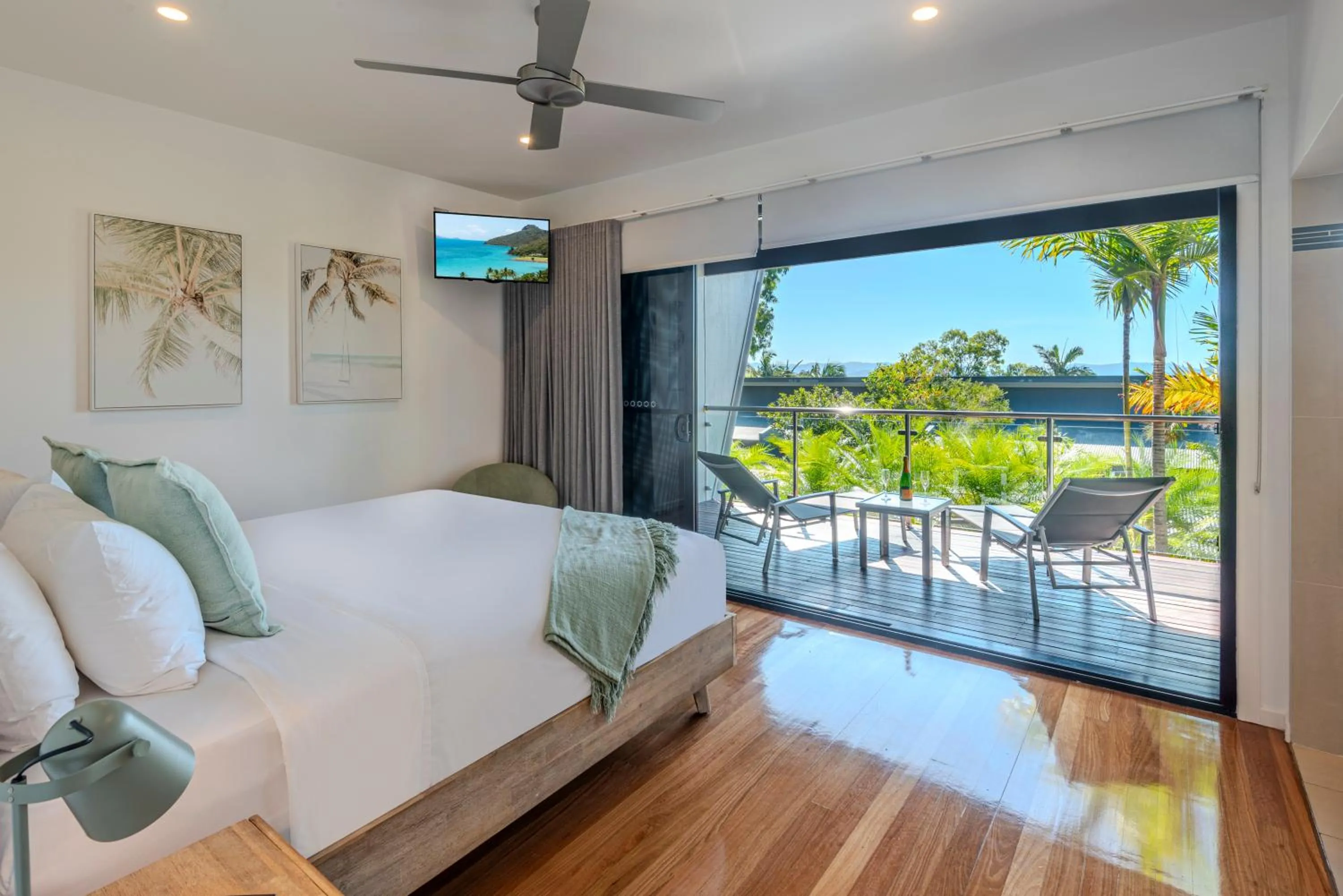 Bedroom, Bed in Pinnacle Apartments on Hamilton Island by HIHA