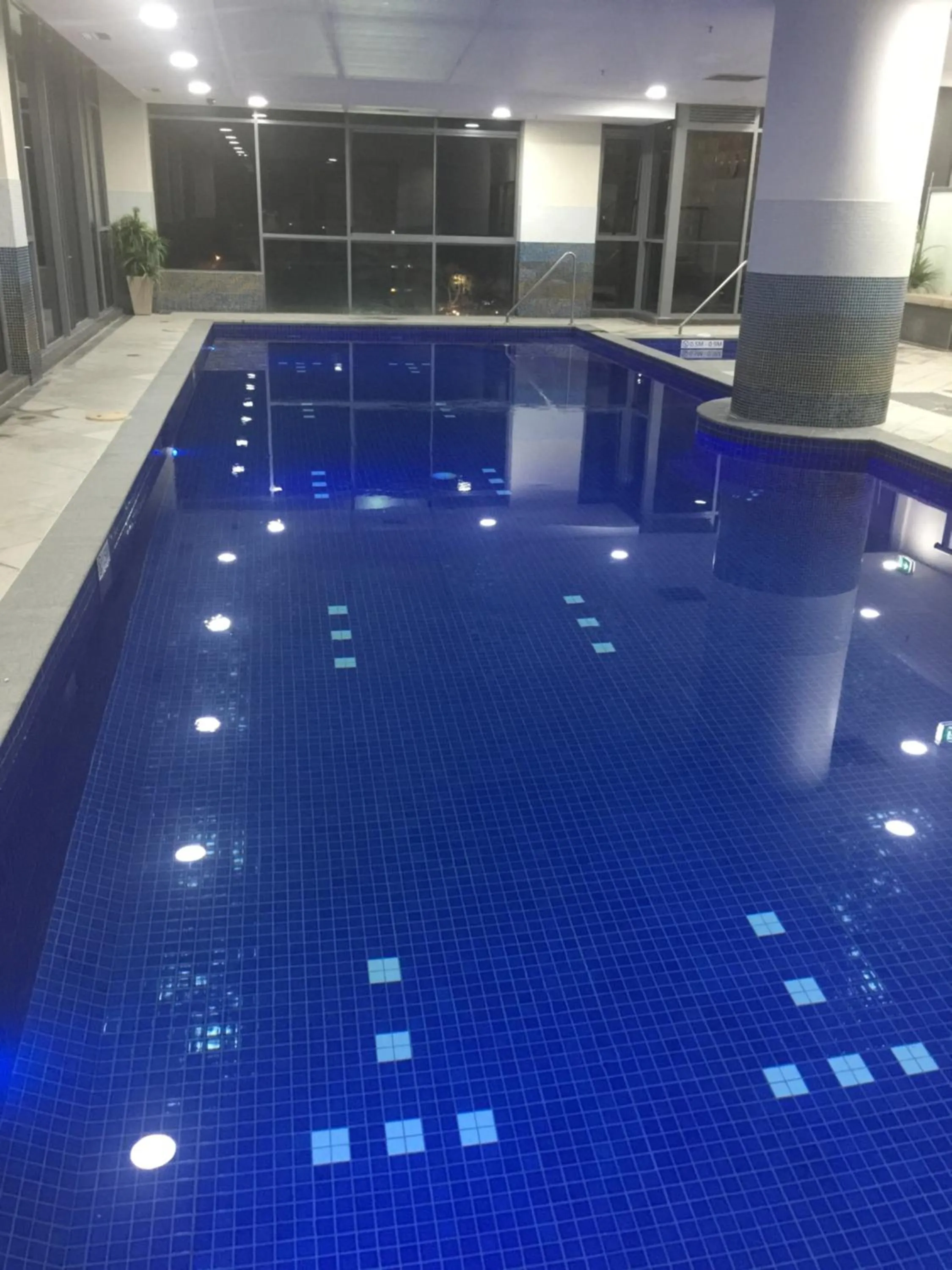 Fitness centre/facilities in Solaire Apartments