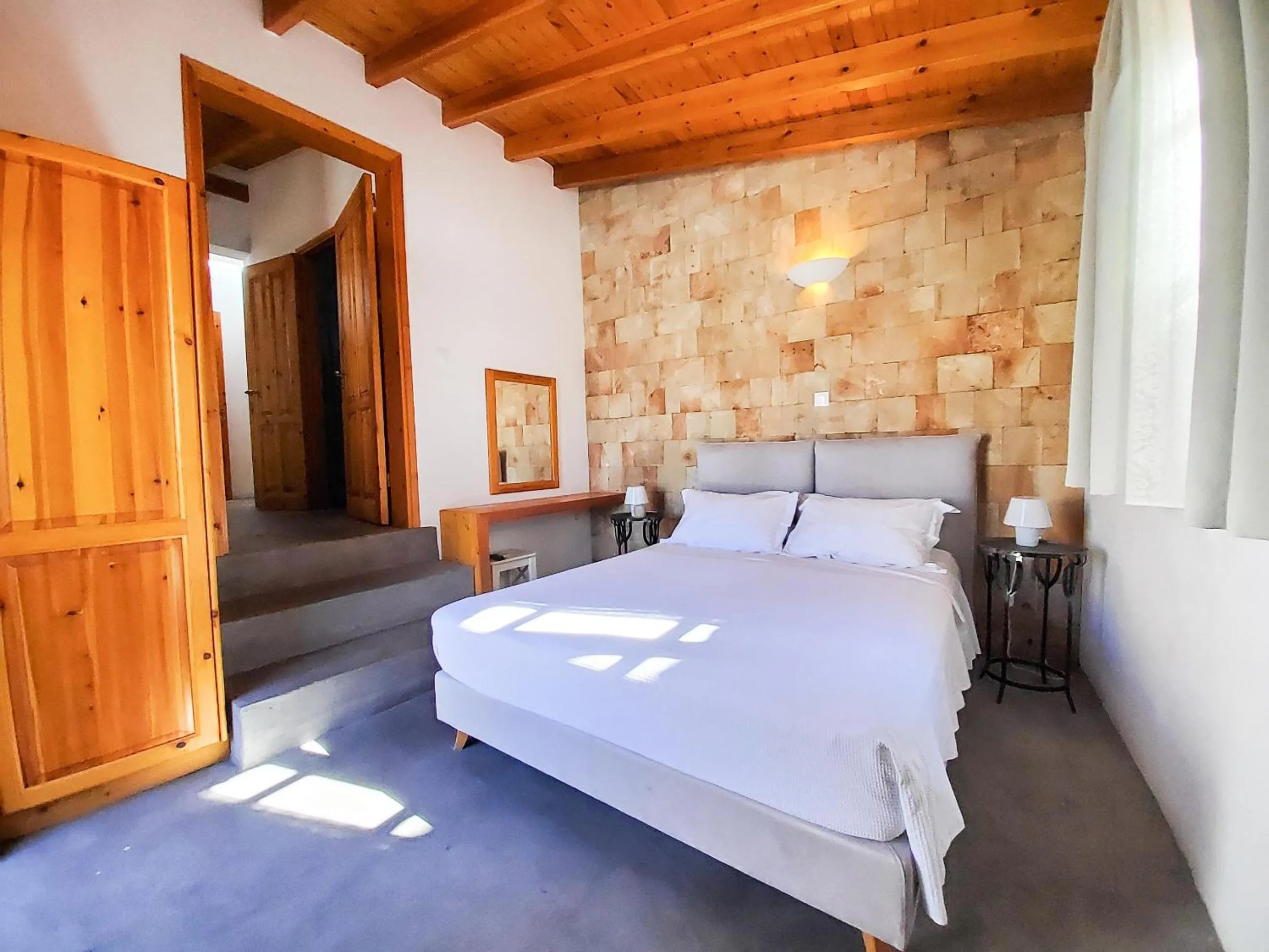 Bed in St. George Studios