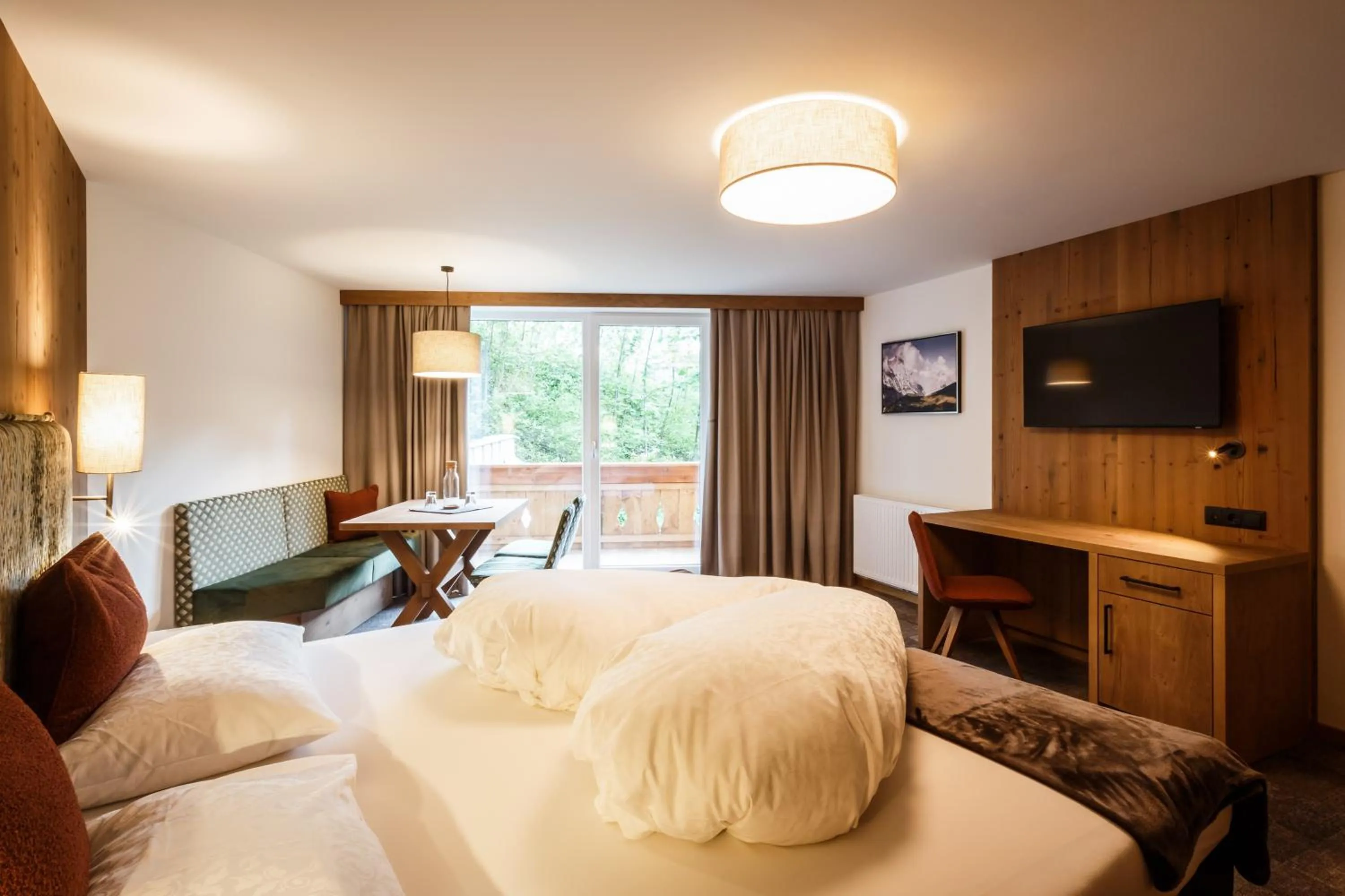 Family, Bed in Das Naturhotel die Eng