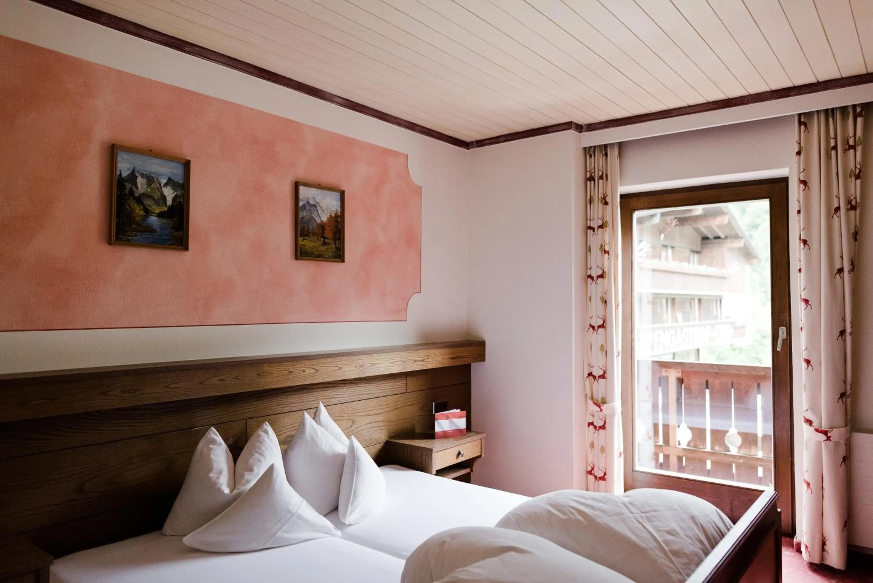 Bedroom, Bed in Das Naturhotel die Eng