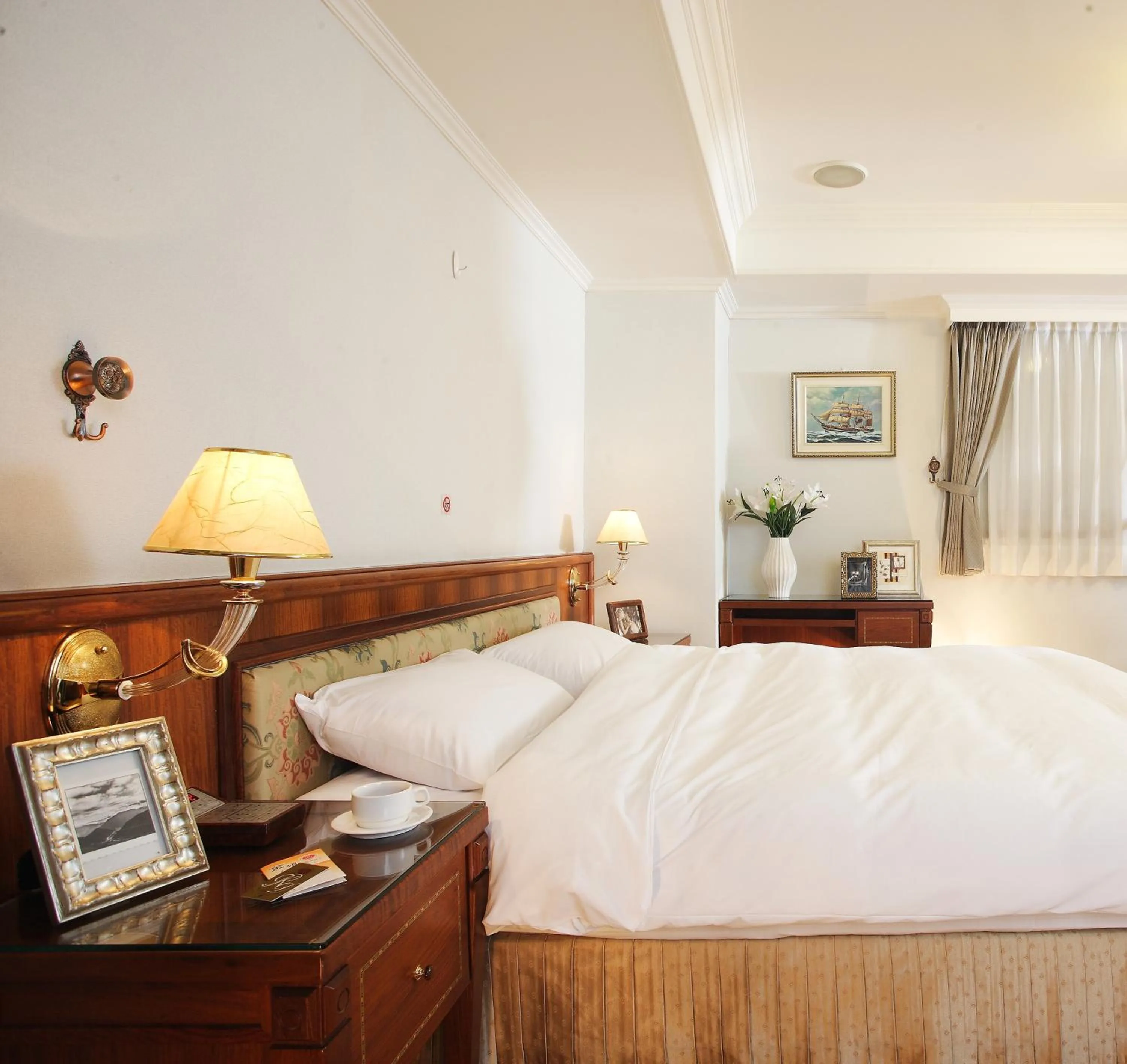 Bed in Kingdom Hotel