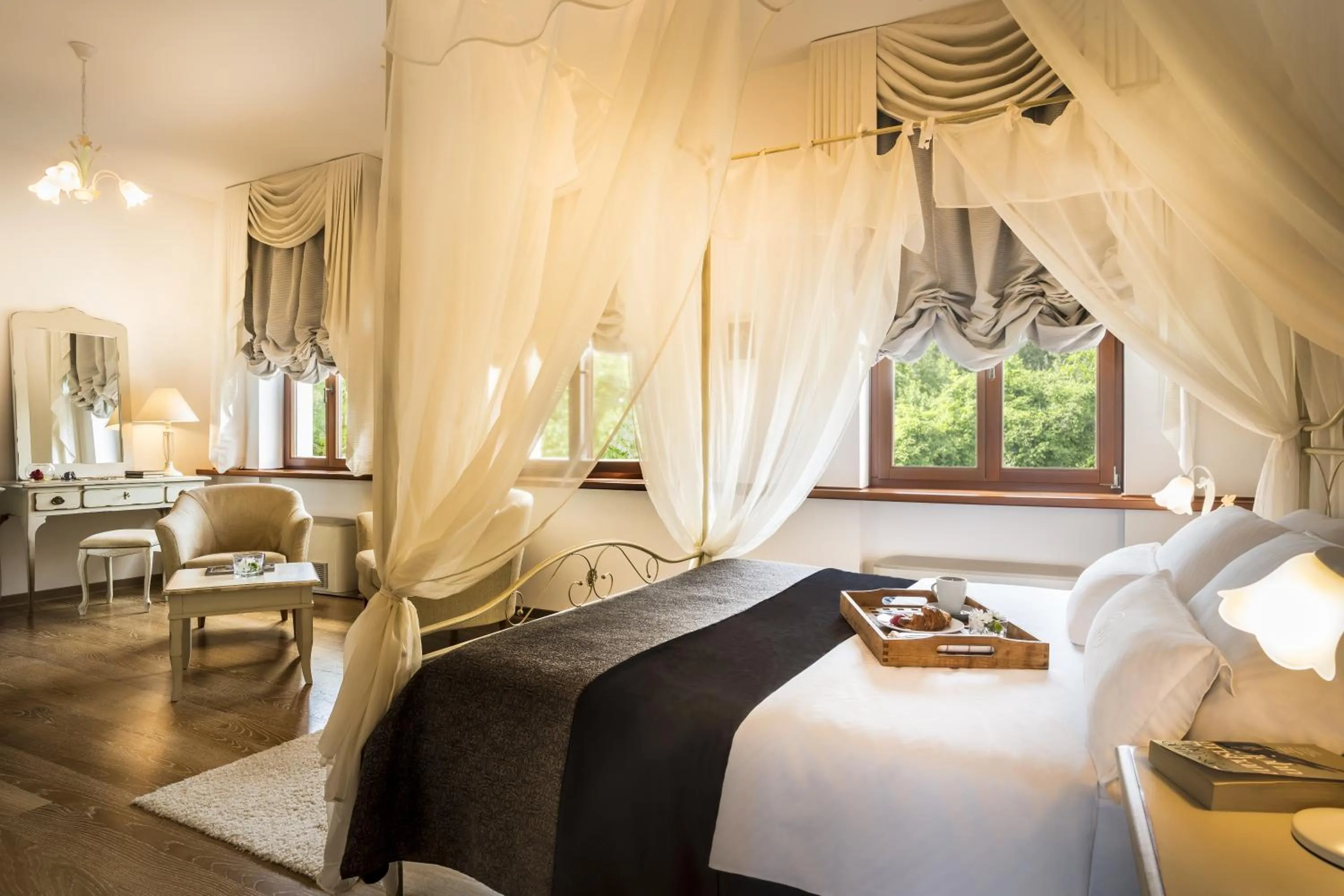 Bed in Palazzo Angelica B&B Adults Only