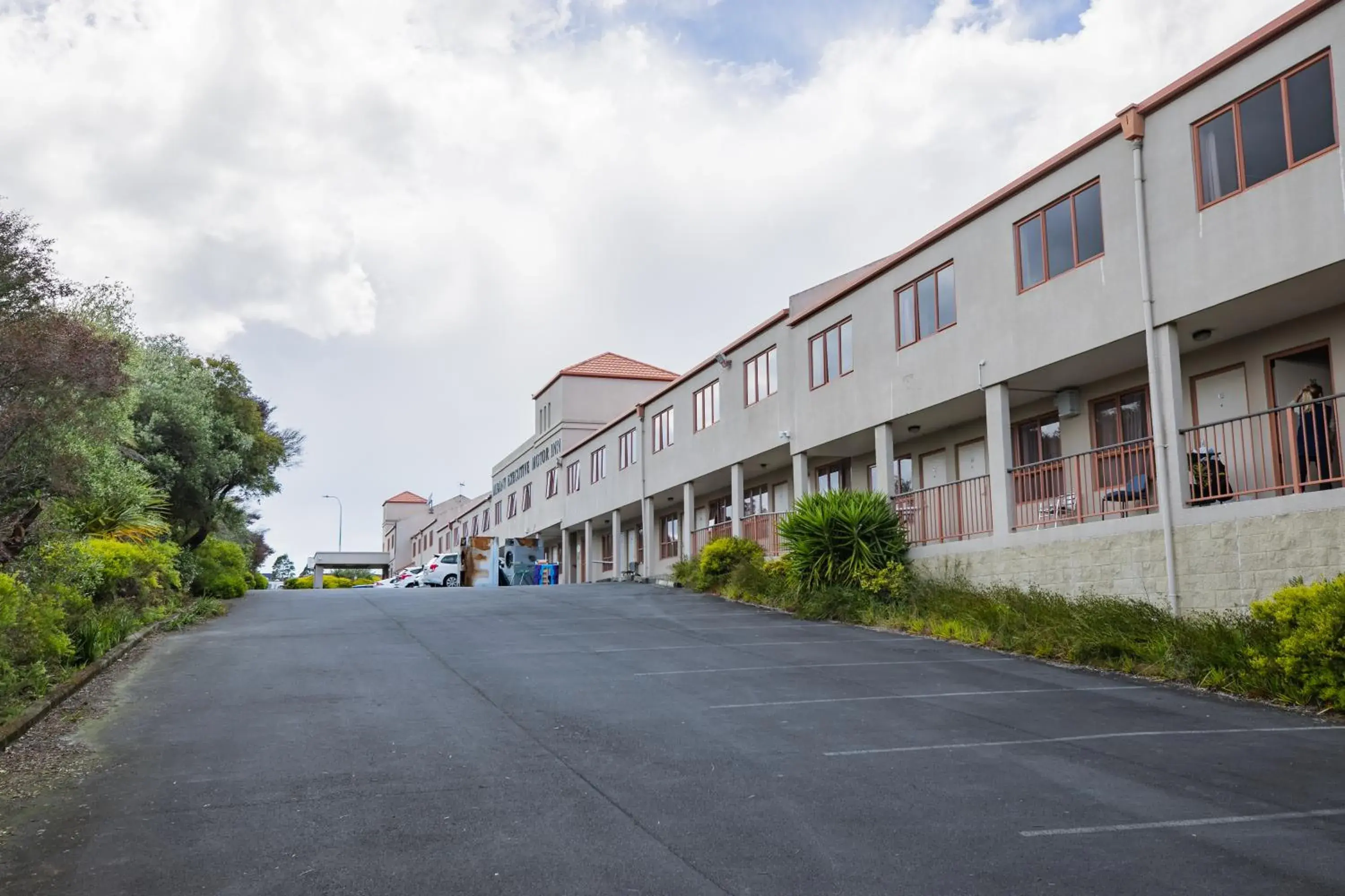 Property building in Albany Executive Motor Inn Limited Property building in Albany Executive Motor Inn Limited