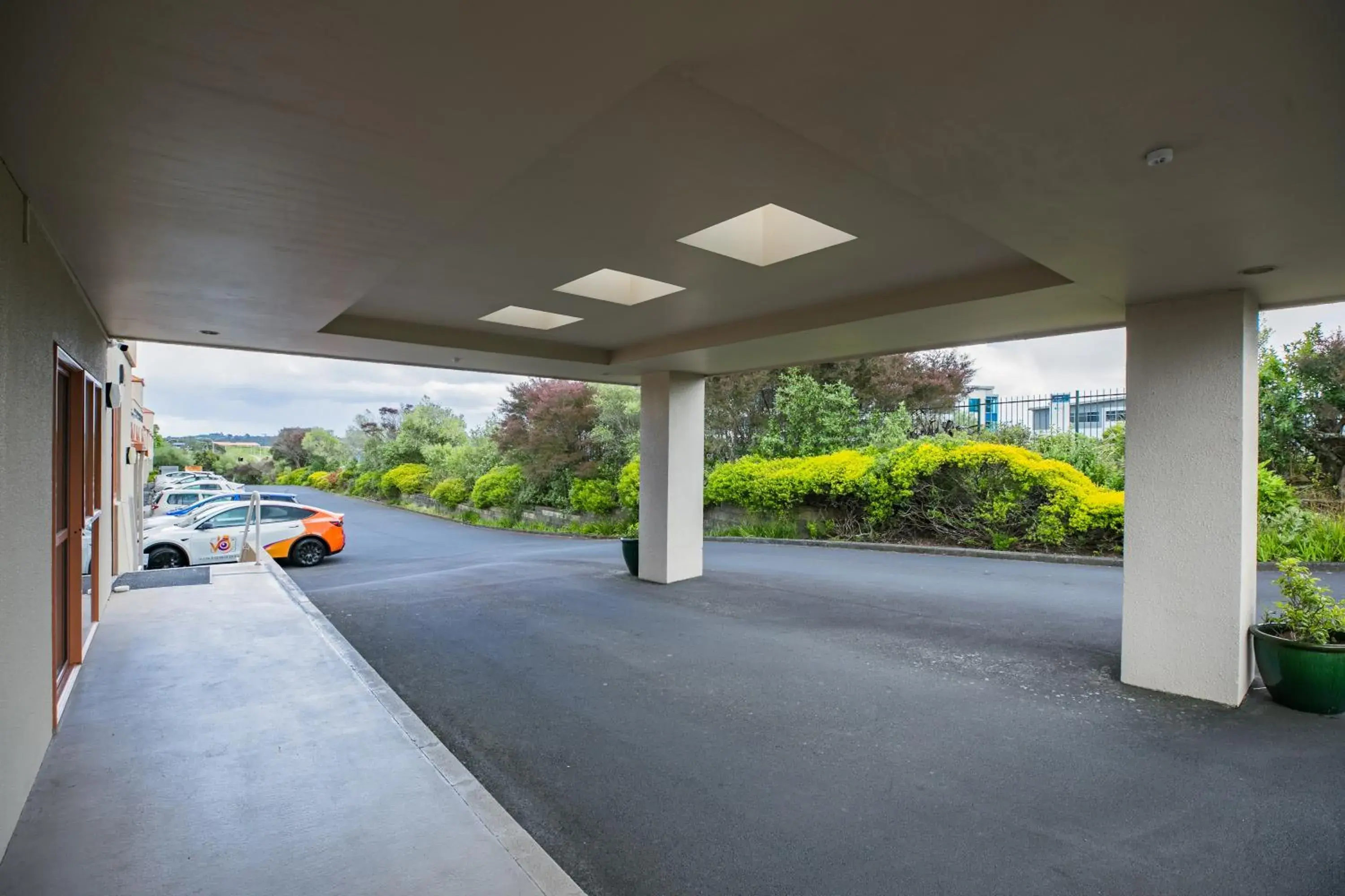 Parking in Albany Executive Motor Inn Limited Parking in Albany Executive Motor Inn Limited